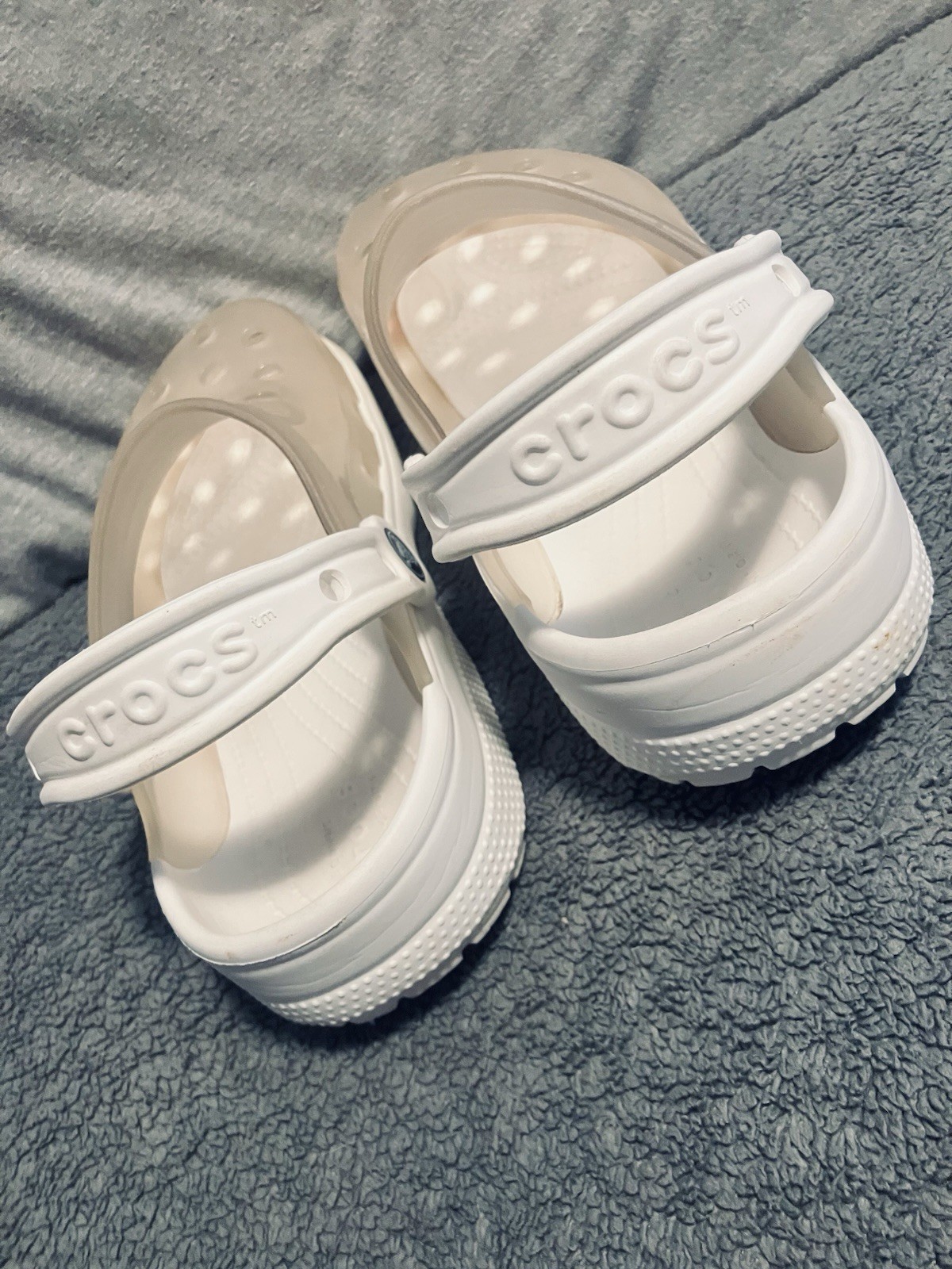 Unisex Crocs Classic Translucent Frosted Clear White Clogs Size M4 W6 GR8 Shape