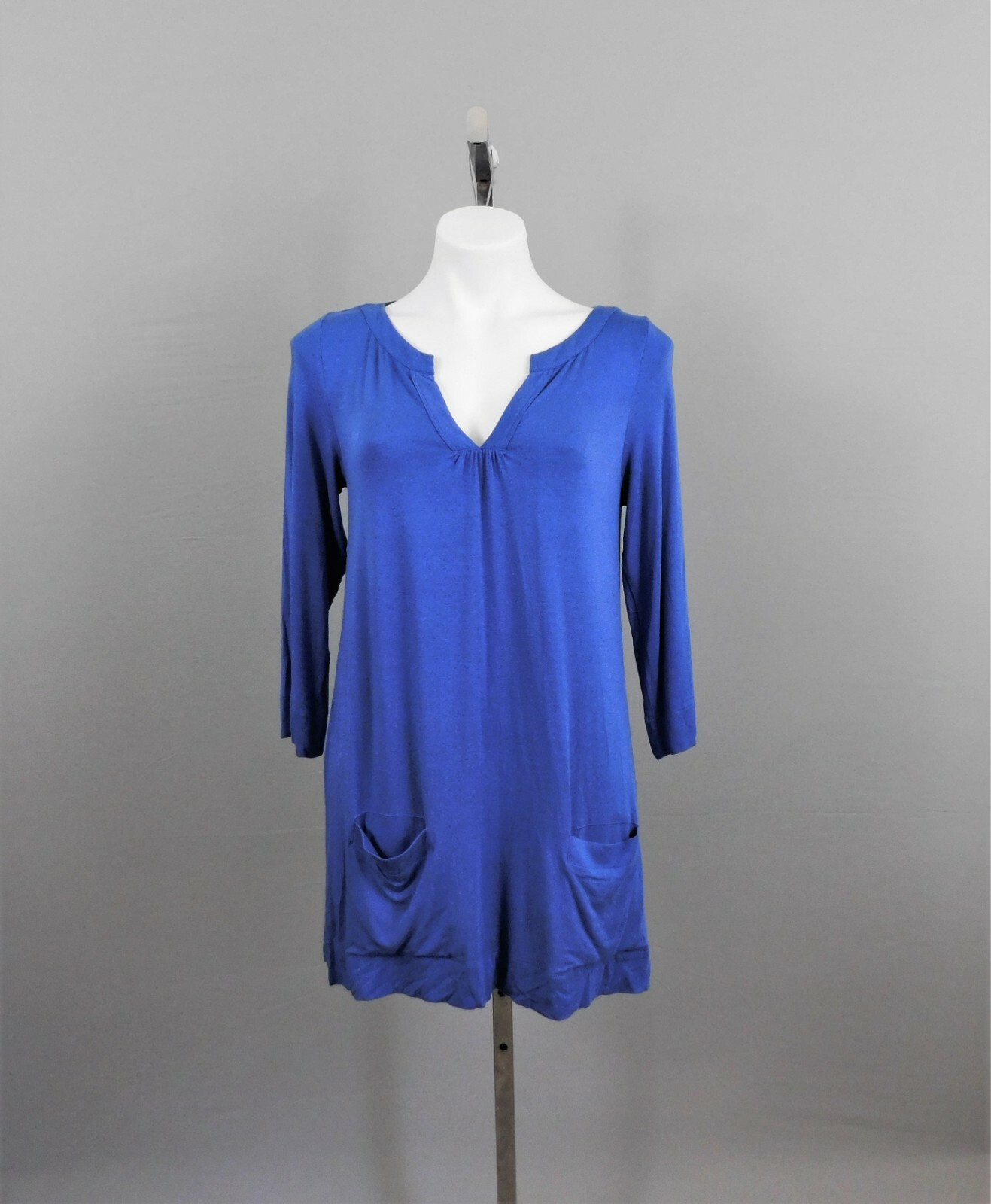 Soft Surroundings V-Neck Shirt w/Pockets, Size S, Blue, 95% Viscose, 5% Spandex
