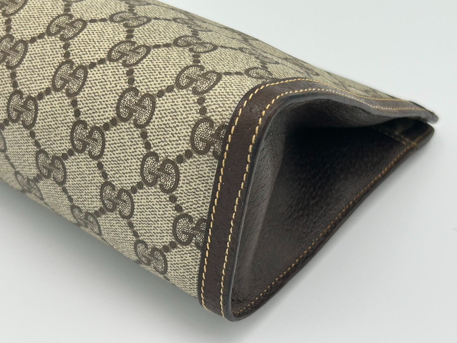 Gucci Clutch Bag GG Supreme Pouch Brown PVC Leather Vintage Authentic