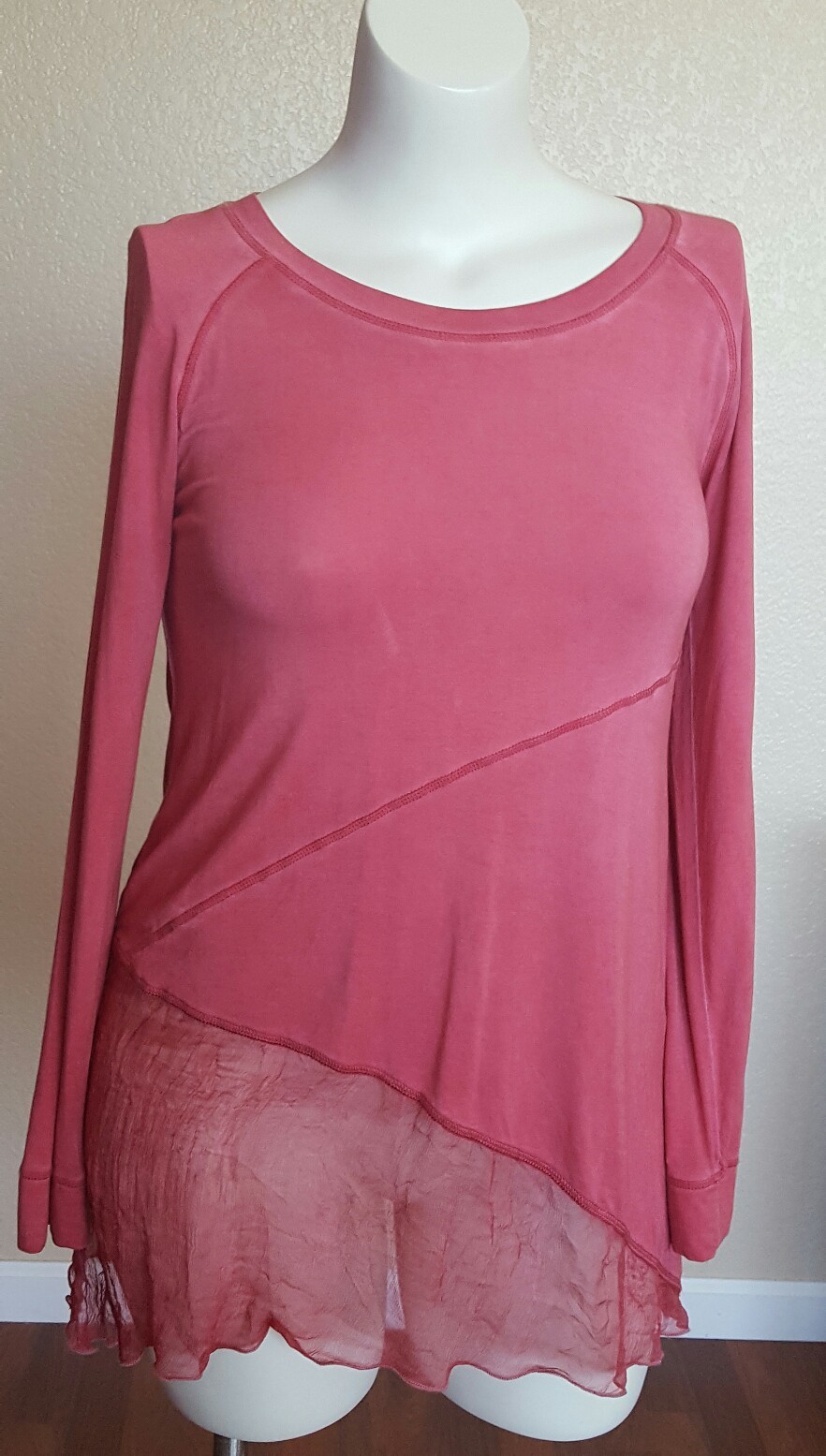 Soft Surroundings Silk Long Sleeve Knit Asymmetrical Tunic Top Size XS Red New