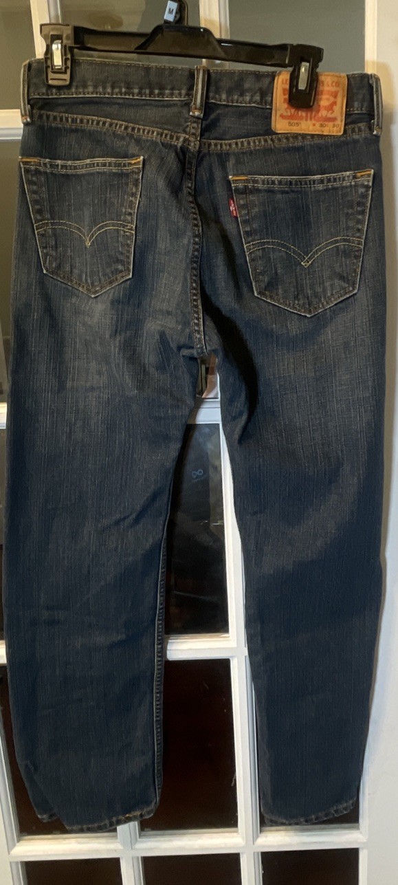 Levi Strauss & Co Men’s 505 series size 30×30