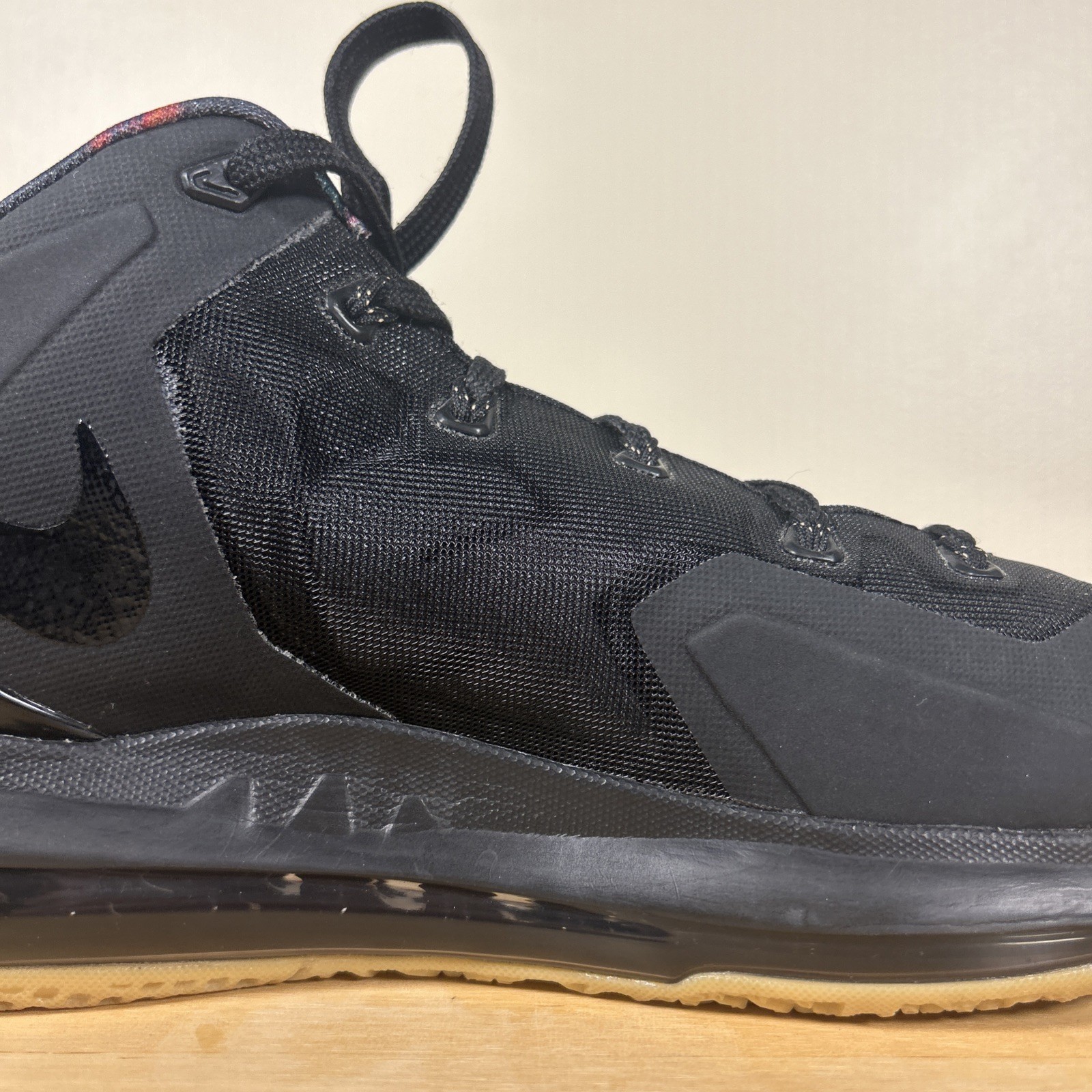 Size 10 – Nike Max LeBron 11 Low Gum Black Leather (642849-078) w/ Original Box