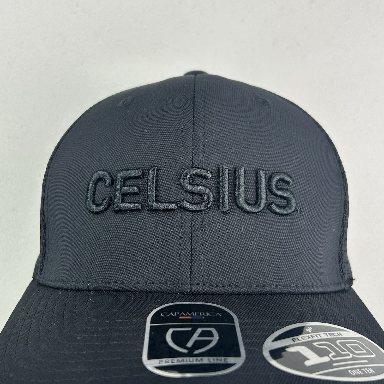 Celsius Trucker Hat Cap Black Men’s OSFM Snapback NWT CapAmerica Flexfit Yupoong