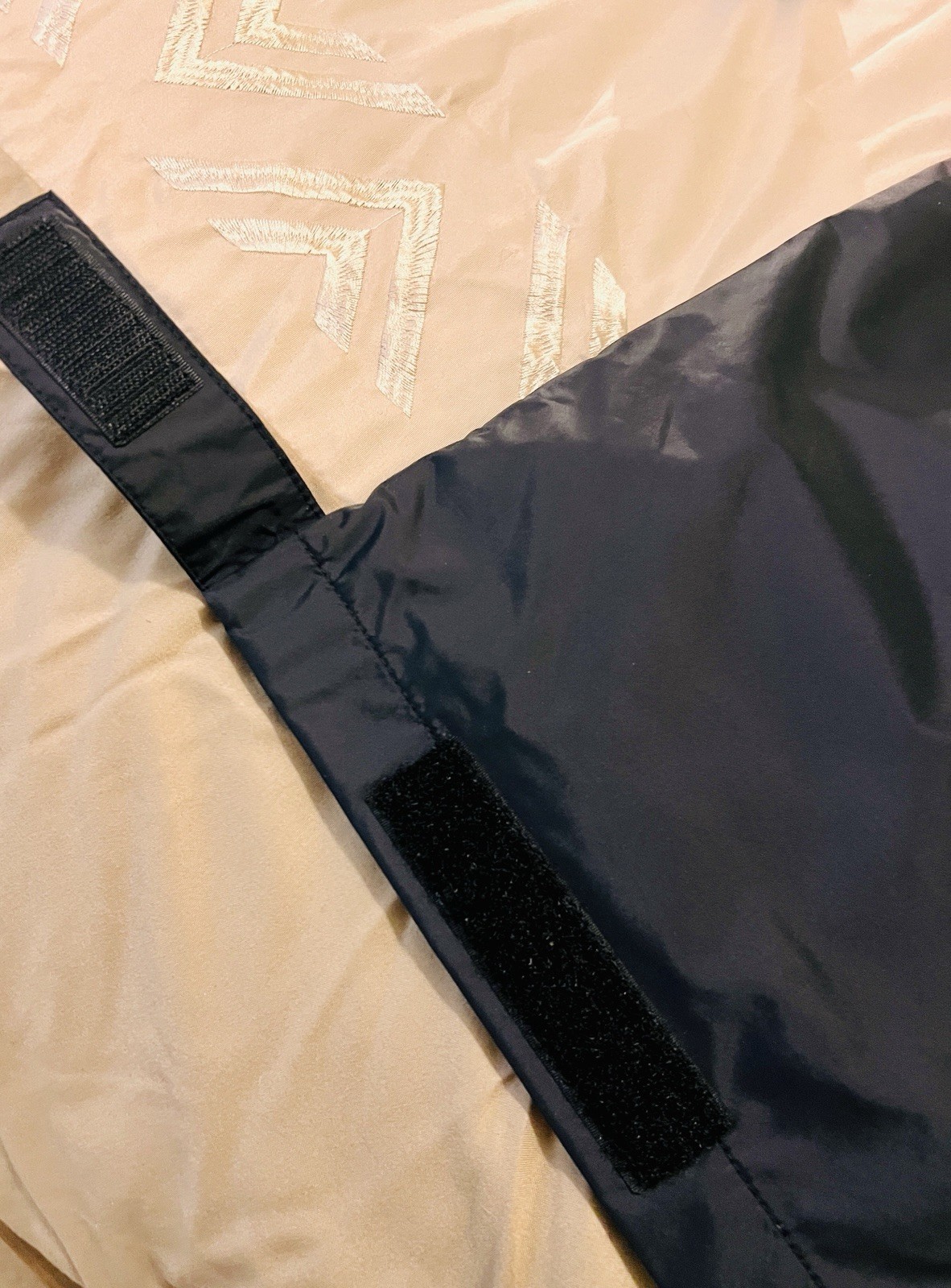 NWT Cabela’s 4 Most Black Nylon Poly Lined Pants Men’s Med Outdoor Adjust Ankle