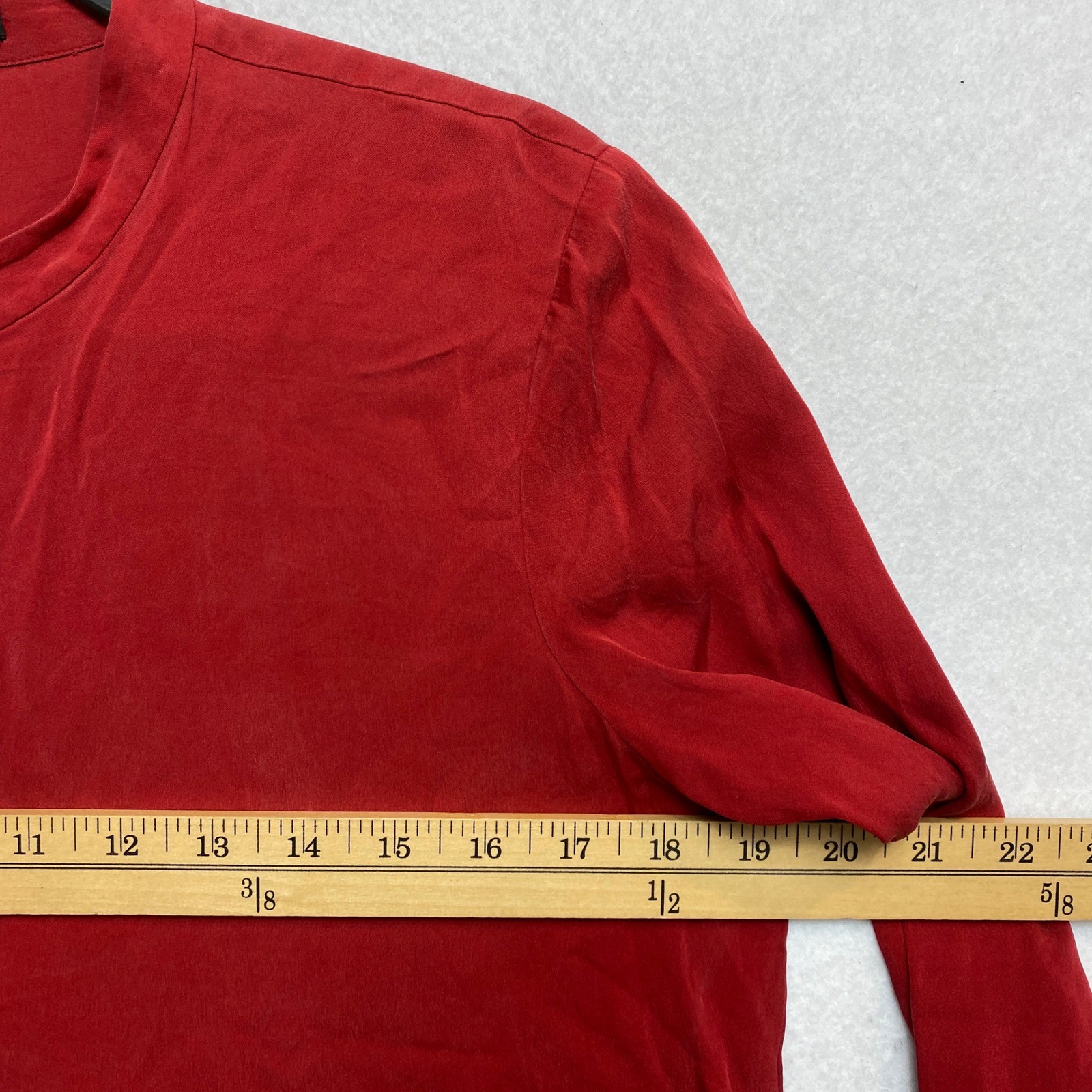 Theory Shirt Womens M Red Long Sleeve Mandarin Collar Button Front Silk Blend