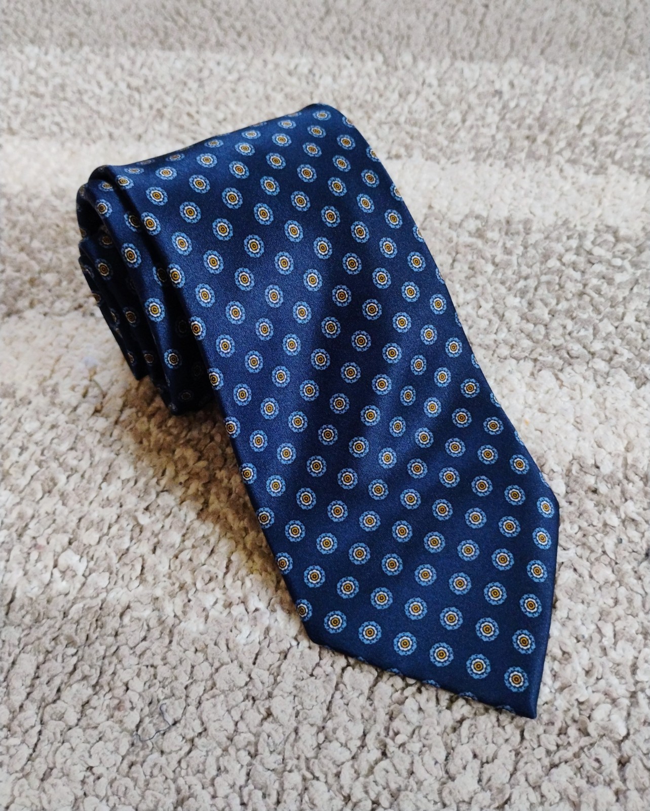 Brioni Men’s 100% Silk Tie Navy blue Geometric Design Made In Italy