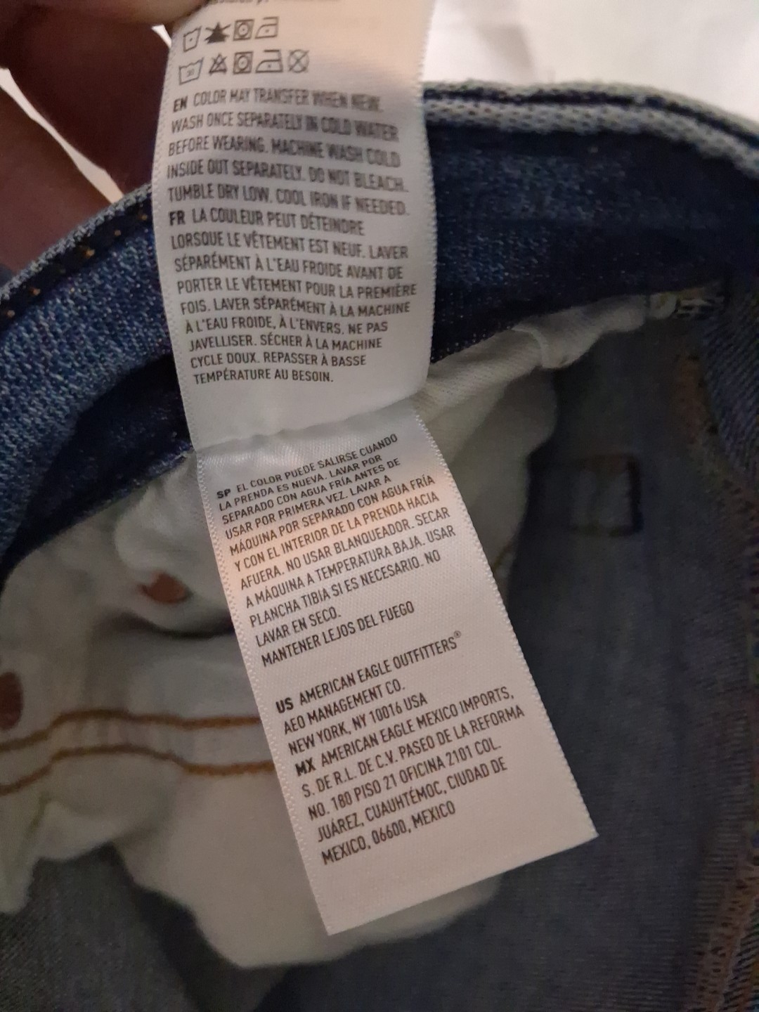 American Eagle Jeans Men’s Original Straight, Air Flex (+) Size 34/33 Destroyed