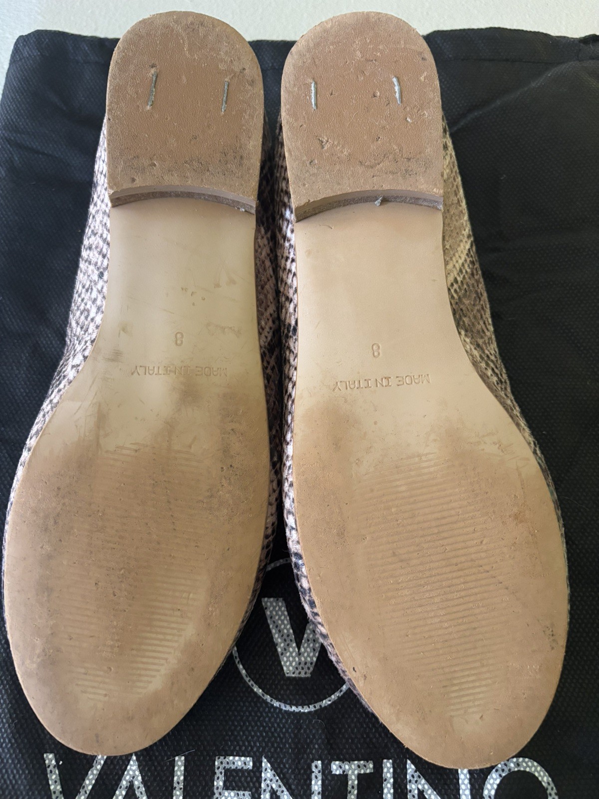 Authentic Valentino Garavani VLogo Snakeskin Print Leather Ballet Flats – Size 8