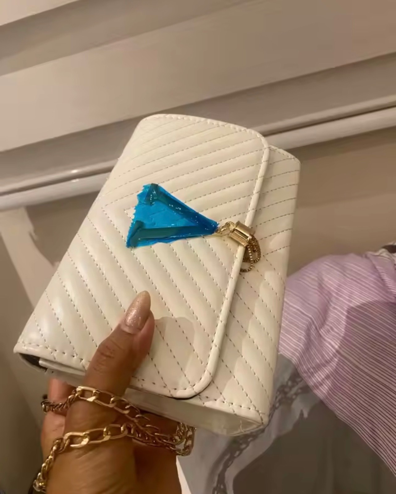 Women Chevron Quilted Chain Crossbody Bag V Logo Tassel Shoulder Flap Handbag