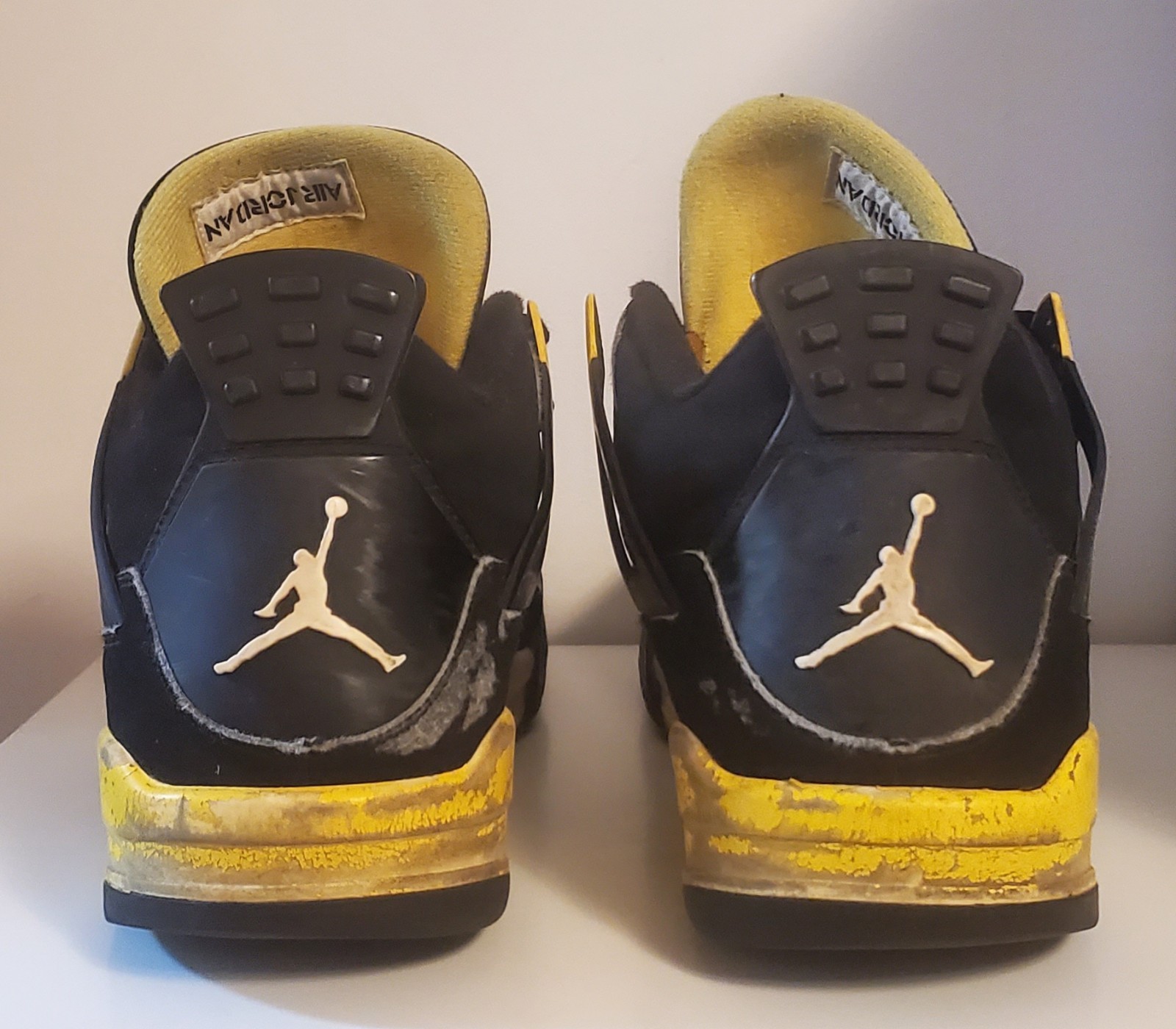2023 Air Jordan 4 Retro Mid Thunder Black Yellow DH6927-017 size 14!