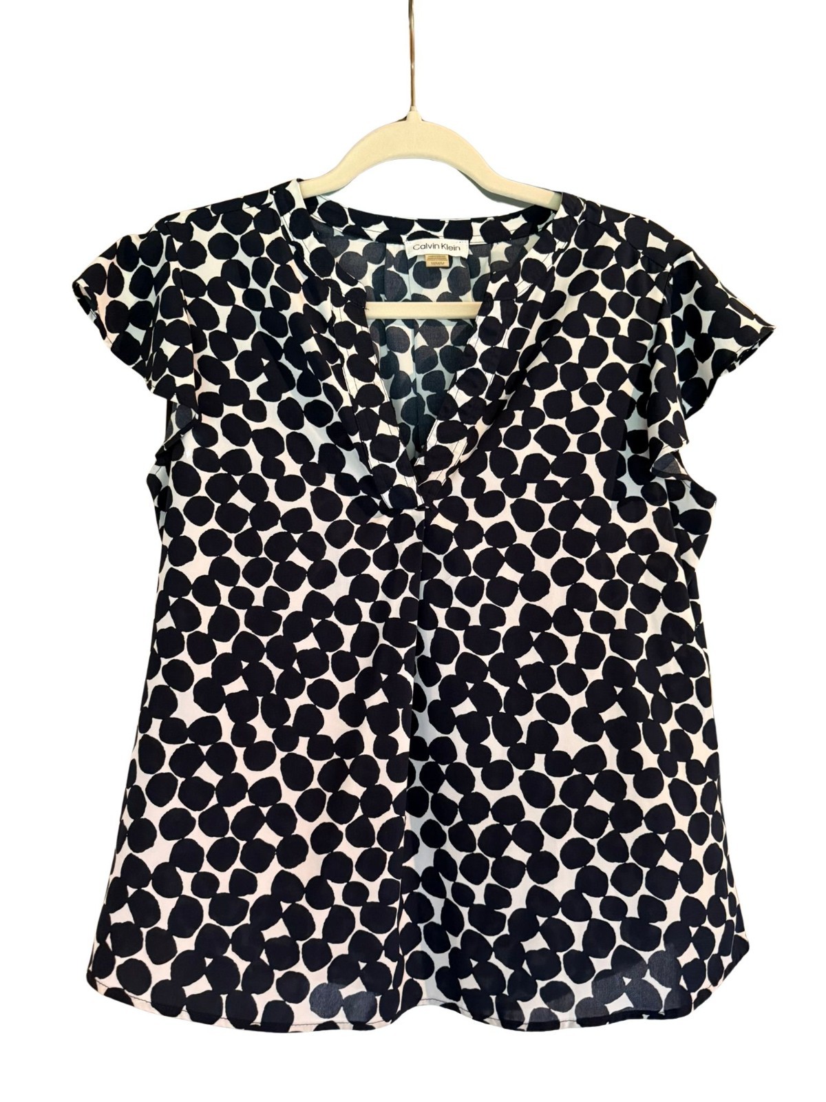 Calvin Klein Medium Navy White short sleeve flutter arm blouse