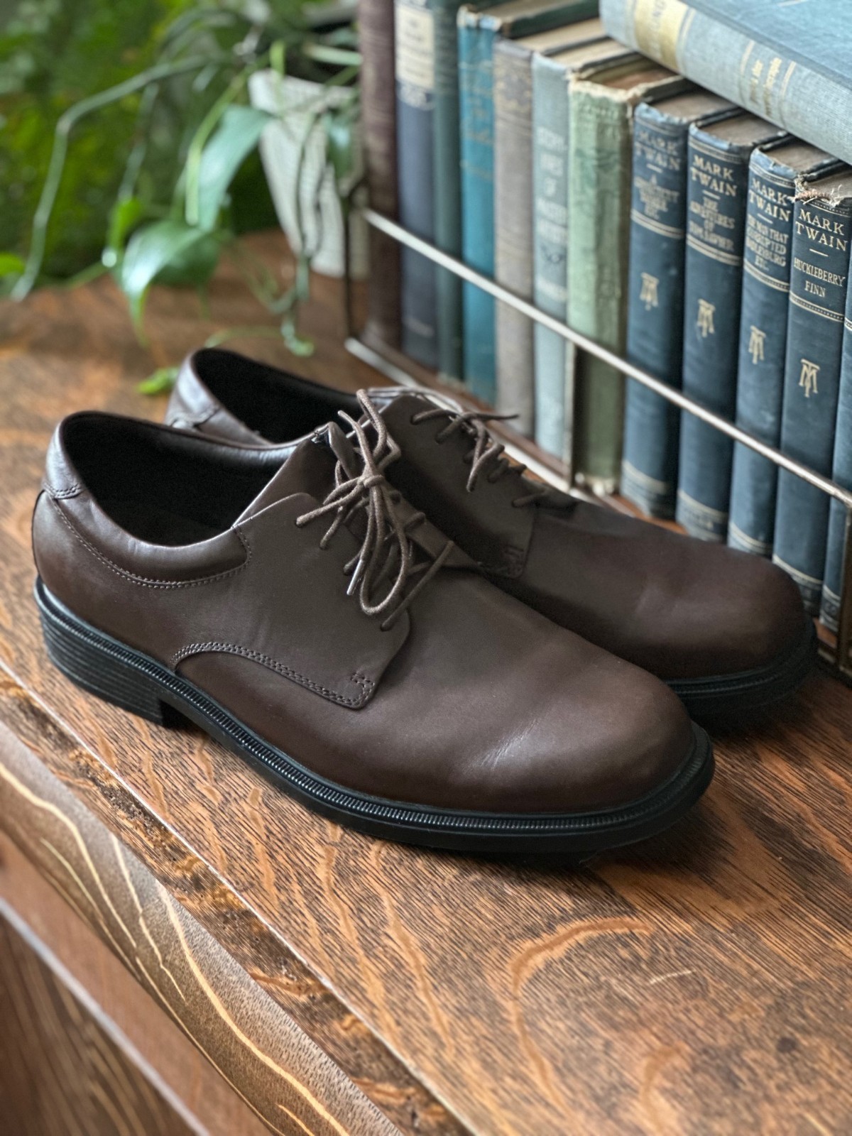 Rockport Men’s Margin Oxford Size 11.5 in Chocolate Brown, Excellent Condition