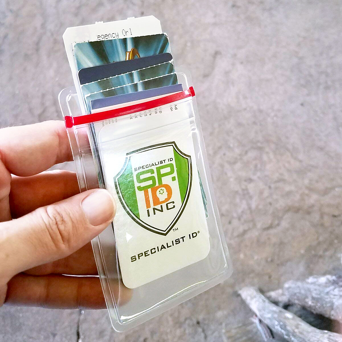 100 Pack – Heavy Duty Vertical Resealable Vinyl ID Badge Holders -Waterproof Zip