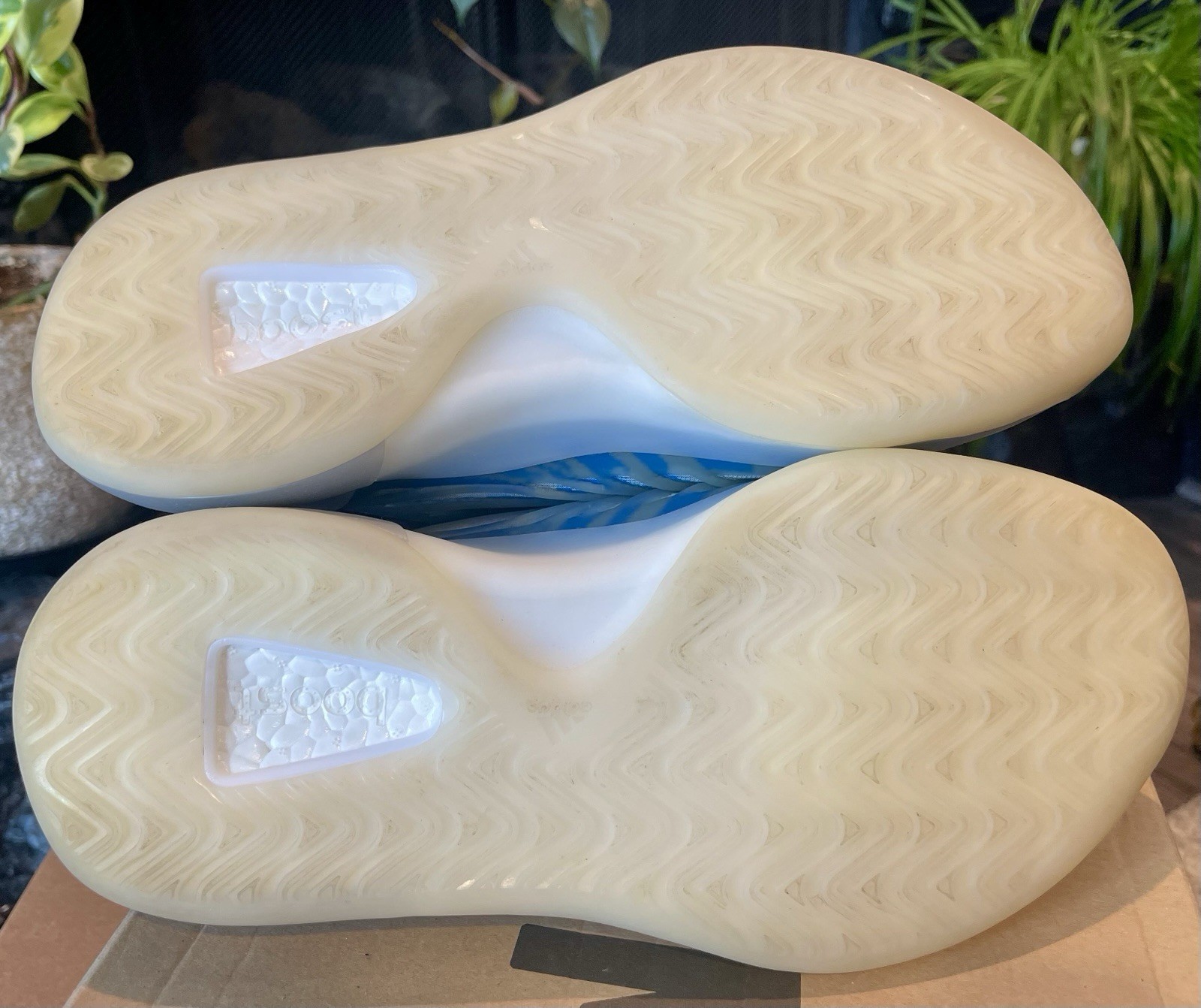 Adidas Yeezy QNTM Sneakers Men US 8.5 Frozen Blue GZ8872 Used