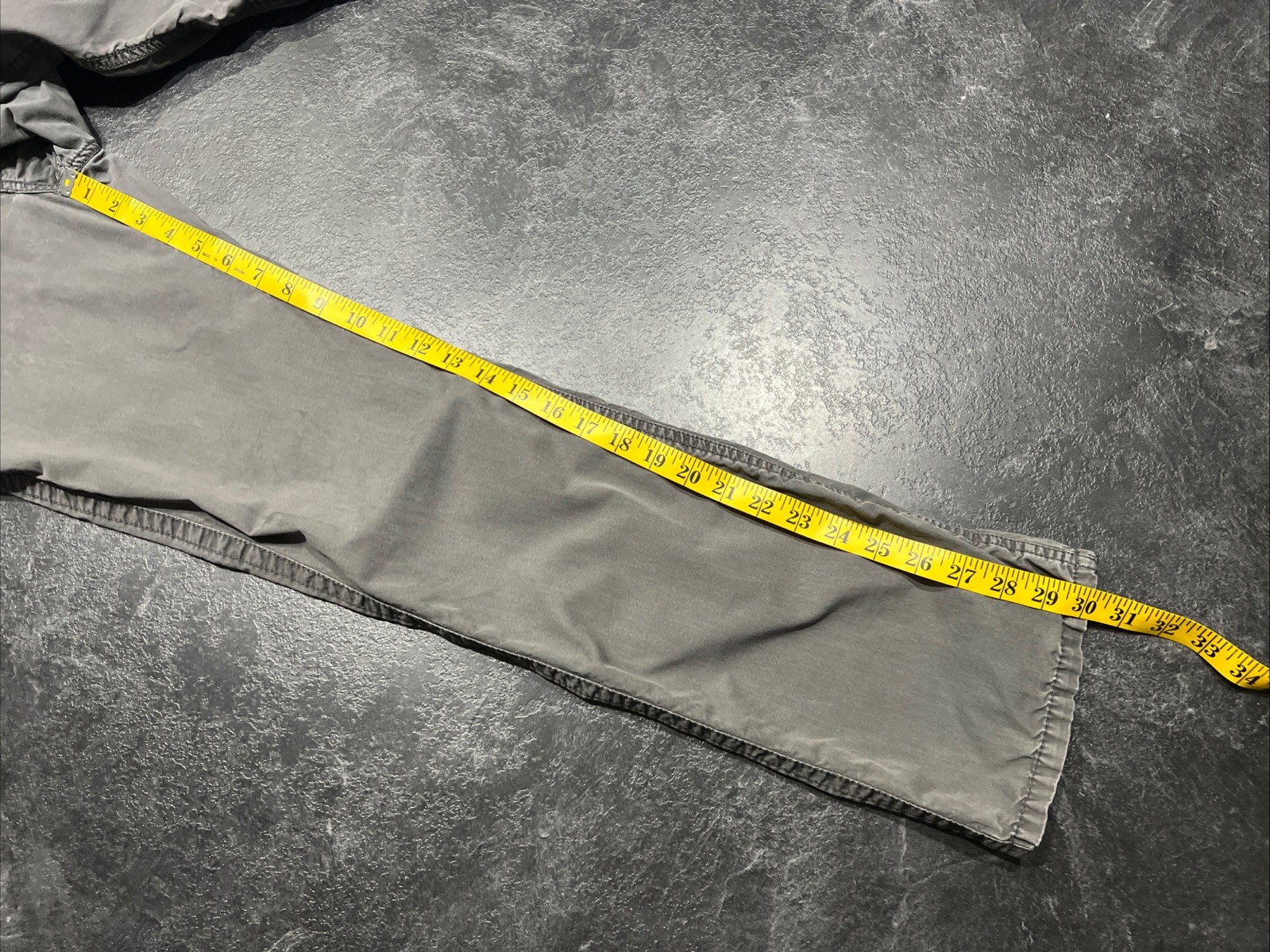 BKE Aiden Mens Gray Lightweight Jeans Size 28/32 100% Cotton