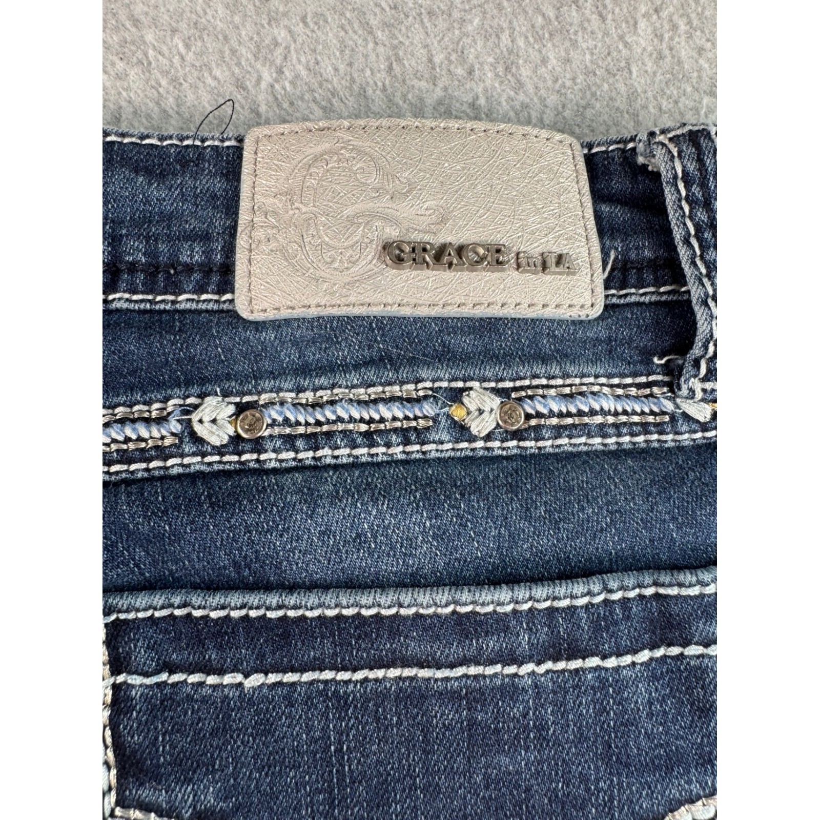 Grace in LA Easy Fit Embroidered Bootcut Jeans Dark Wash Size 34 Womens