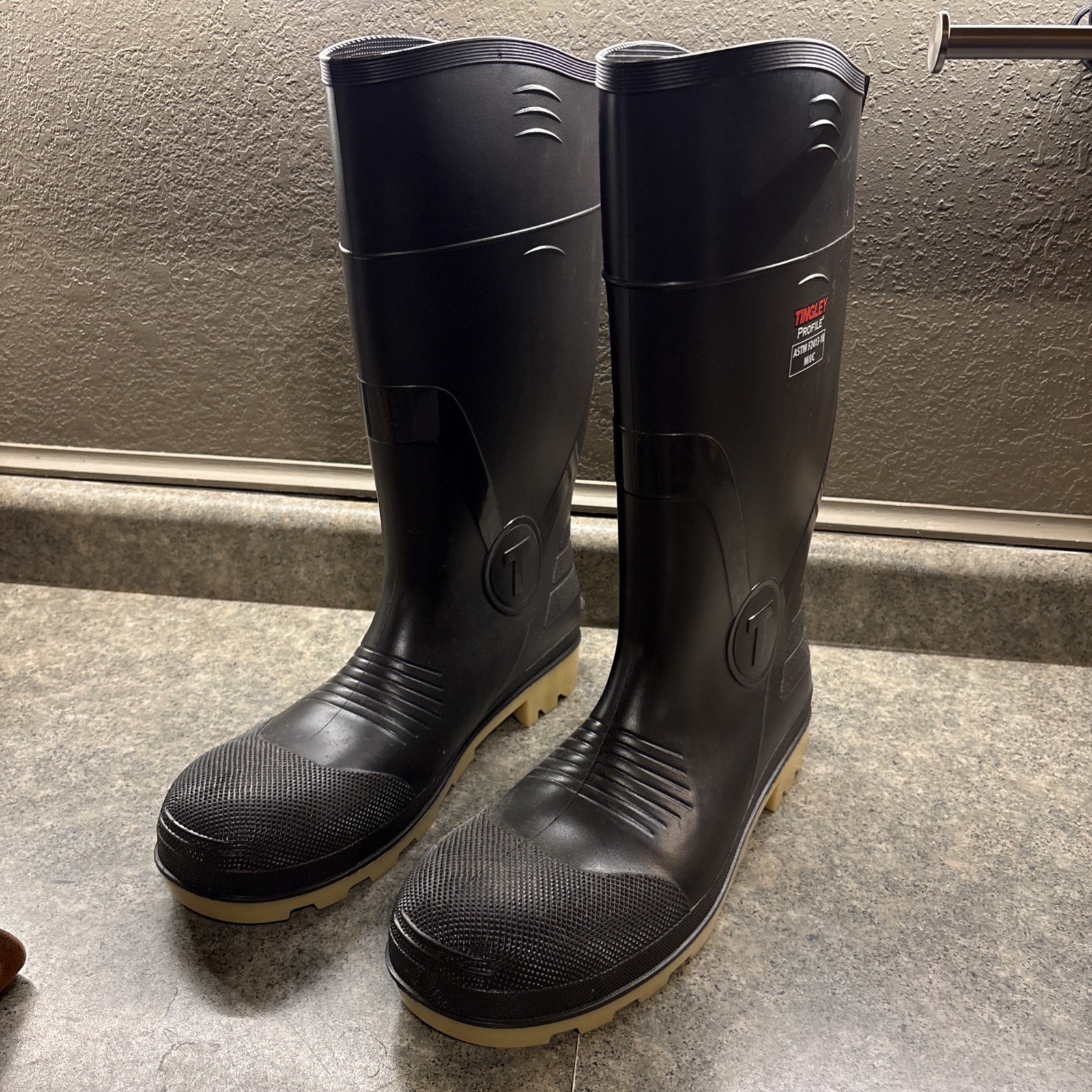Tingley Steel Toe Rubber Boots Profile Size 13 Men’s Astm F2413–18