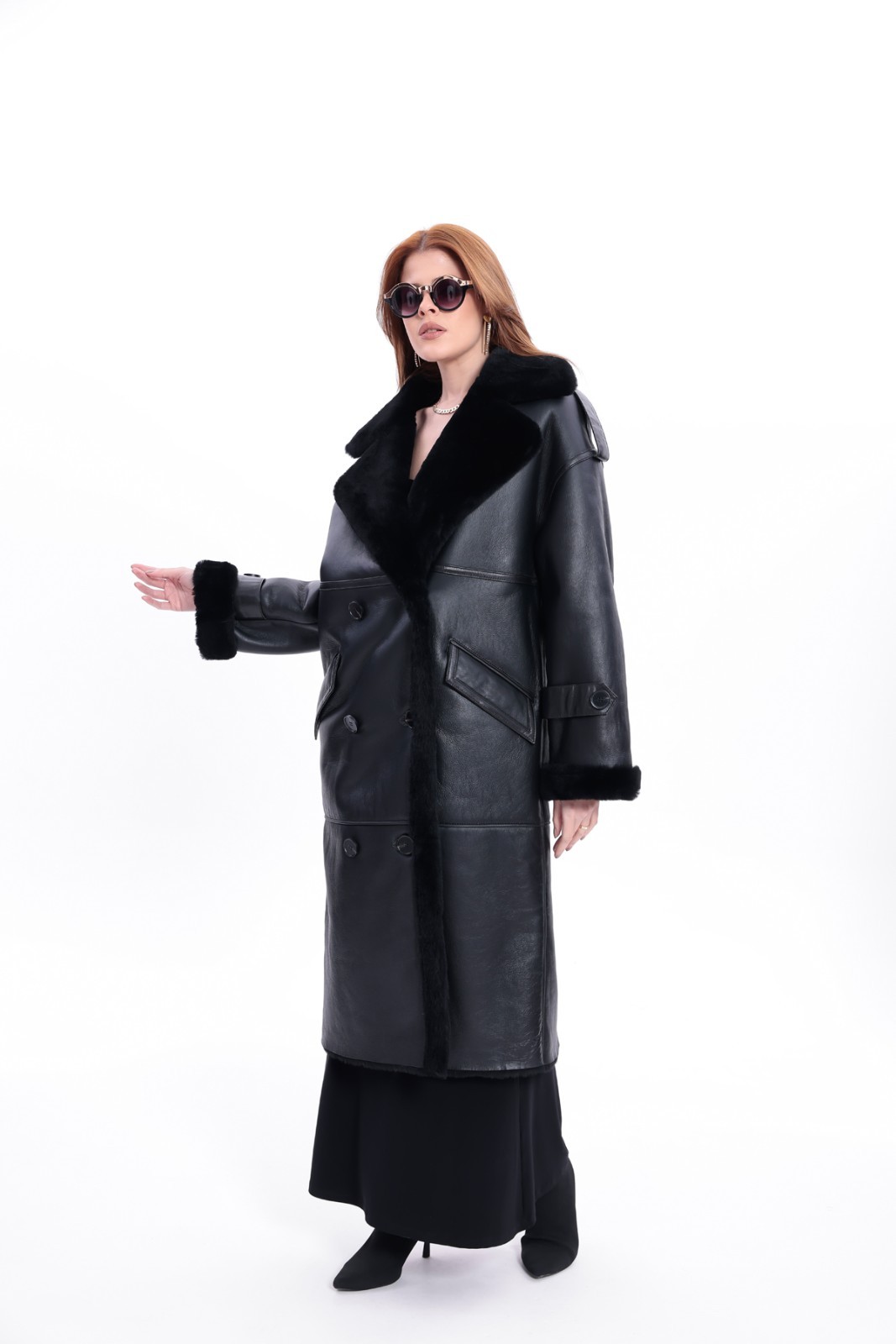 Women’s Black Shearling Coat Fur Collar Wide Collar Long 110 cm 43″
