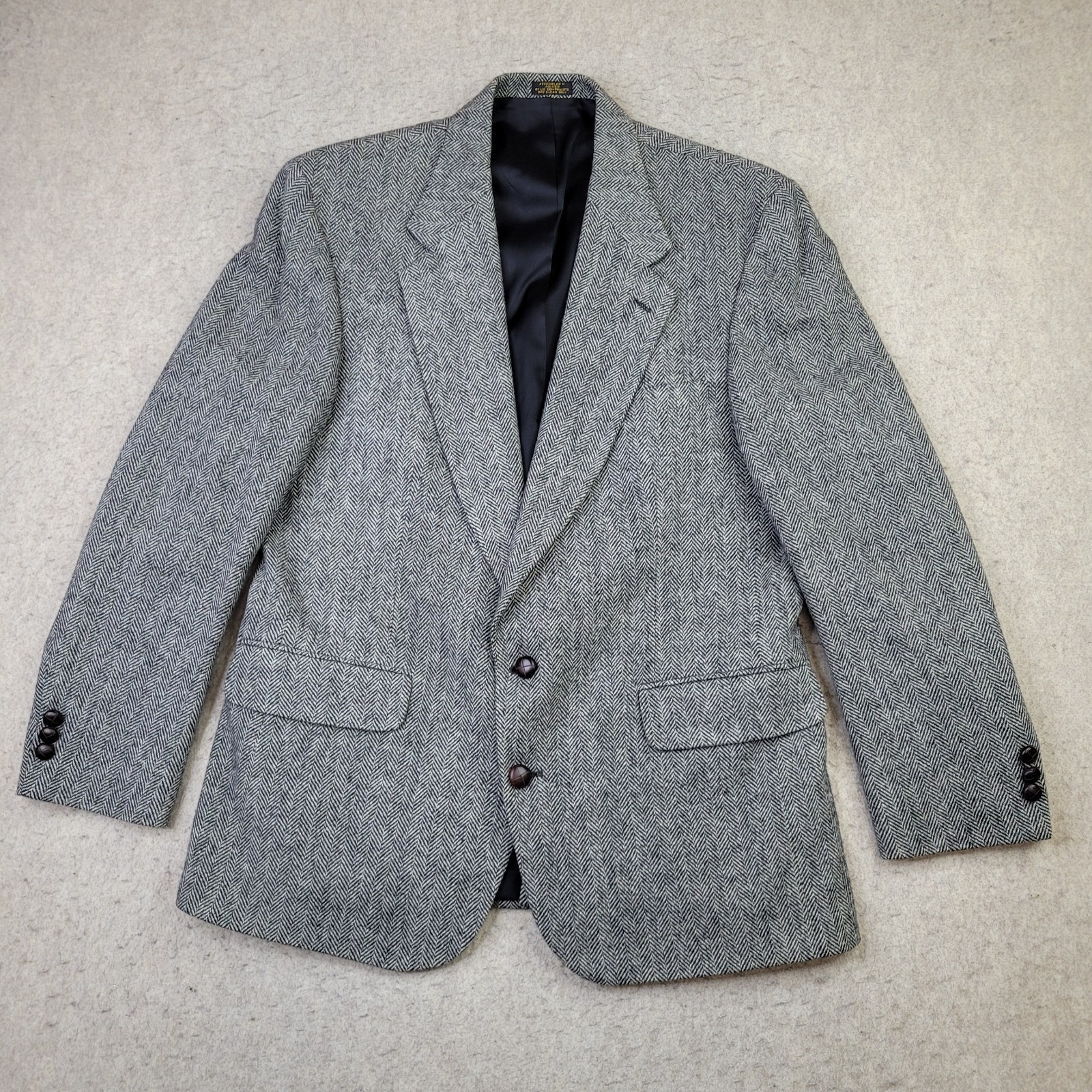 VINTAGE Deansgate Tweed Herringbone Wool Blazer Gray 43 R Two Button