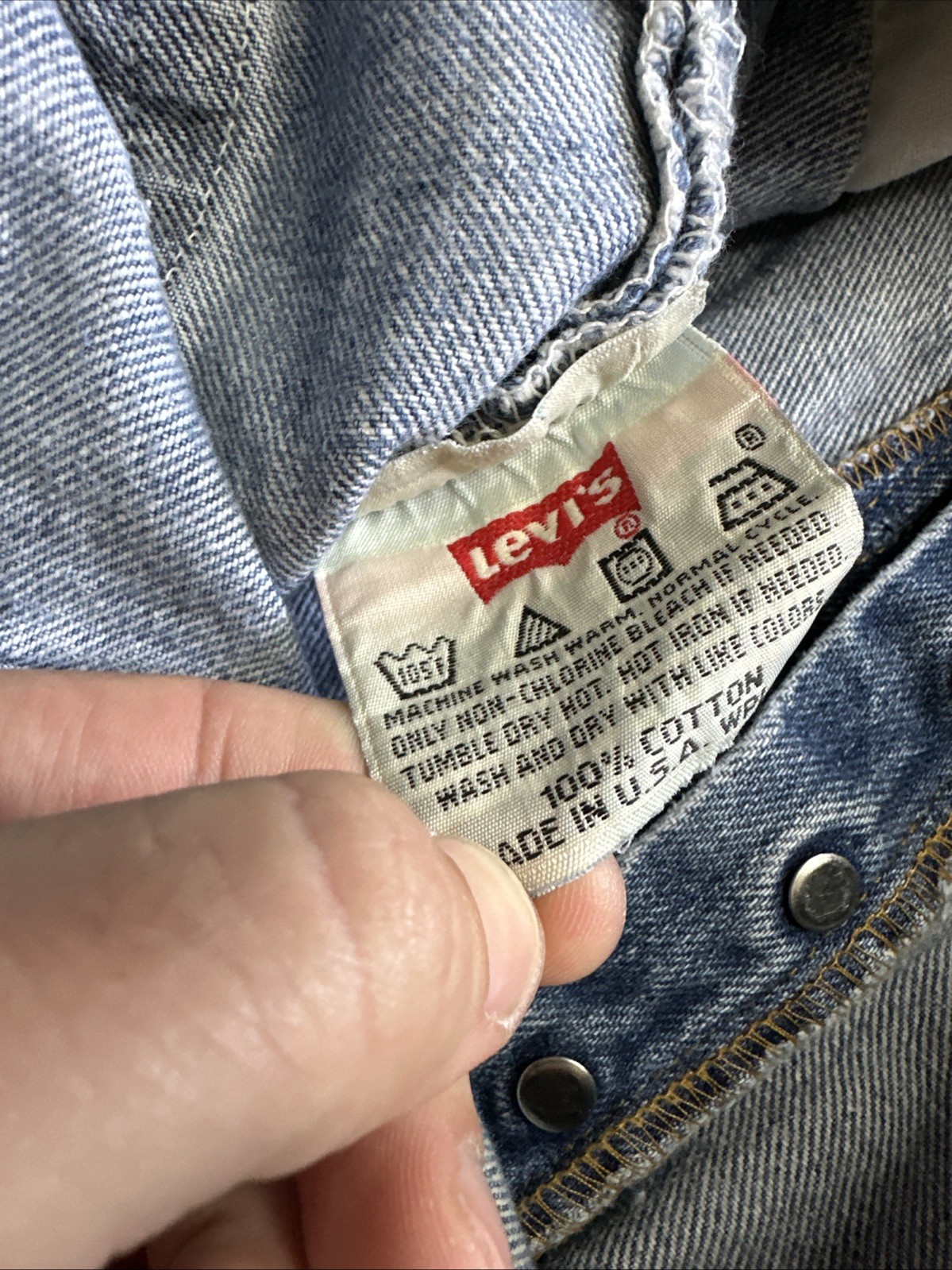 Vintage Levi’s 501 Blue 90s USA Button Fly 1990s Men’s 501xx 36X29 Distressed