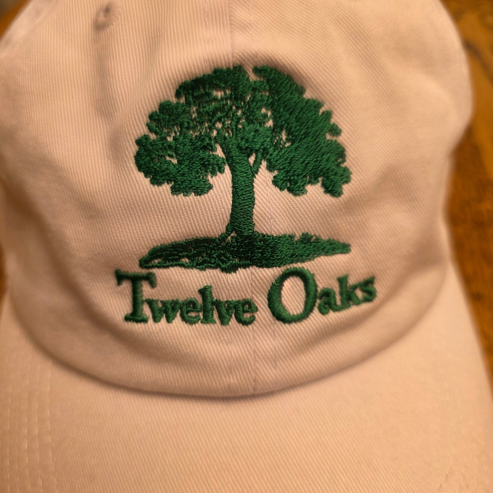 Gelante White Twelve Oaks Tree Embroidered Cotton Adjustable Baseball Dad Hat