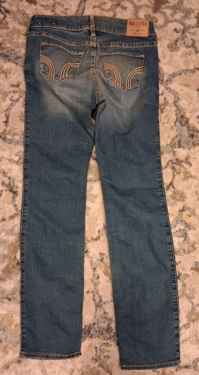 Hollister Women’s Low-Rise Skinny Slim Fit Medium Wash Blue Stretch Jeans 1S