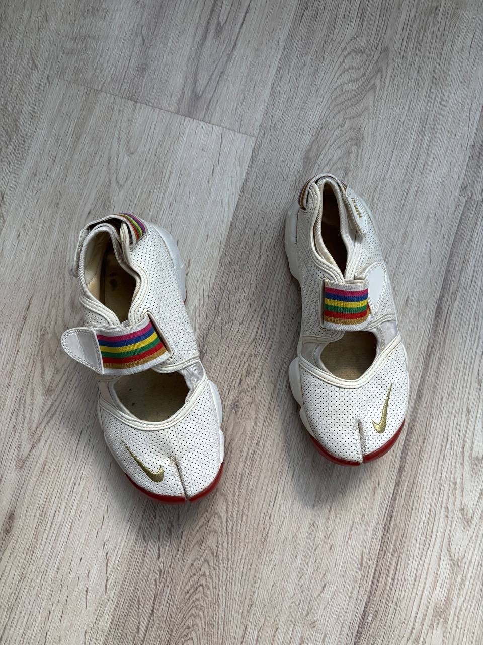 Very rare 2005 leather perforated Nike Air Rift Pride US 5.5 UK 3 22.5 cm