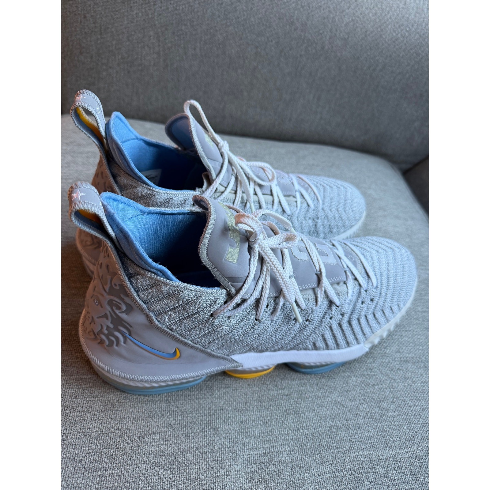 Nike LeBron XVI 16 “MLPS Minneapolis Lakers” Men’s 14 Grey Blue White CK4765-001