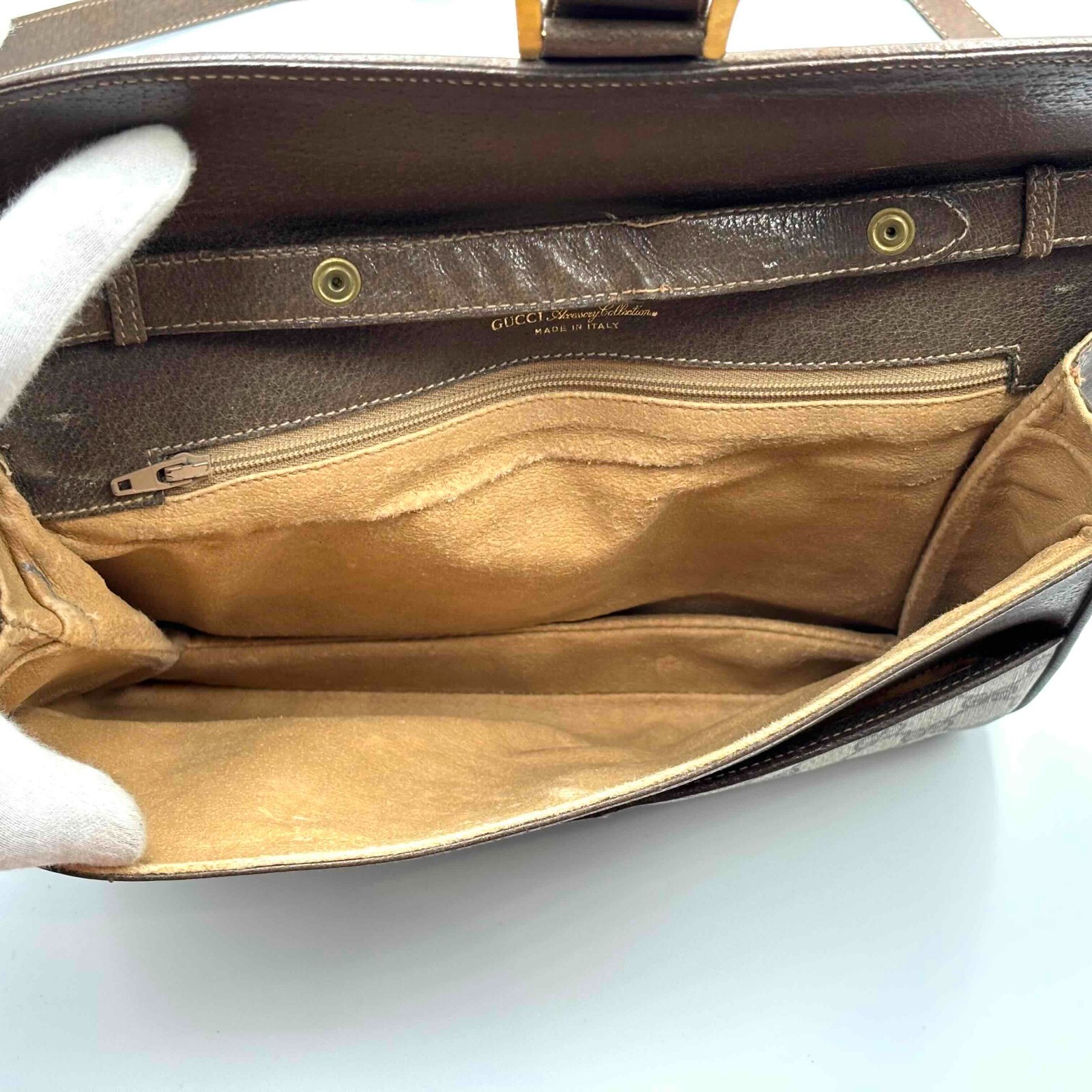 Vintage gucci Shoulder Bag Clutch Bag Purse GG PVC Leather Brown Authentic