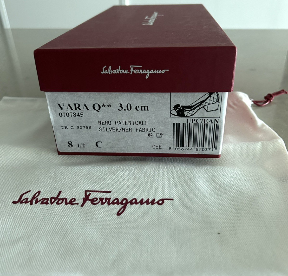 Salvatore Ferragamo Vara Bow Pumps – Silver Glitter & Black Patent, 8.5 C New!