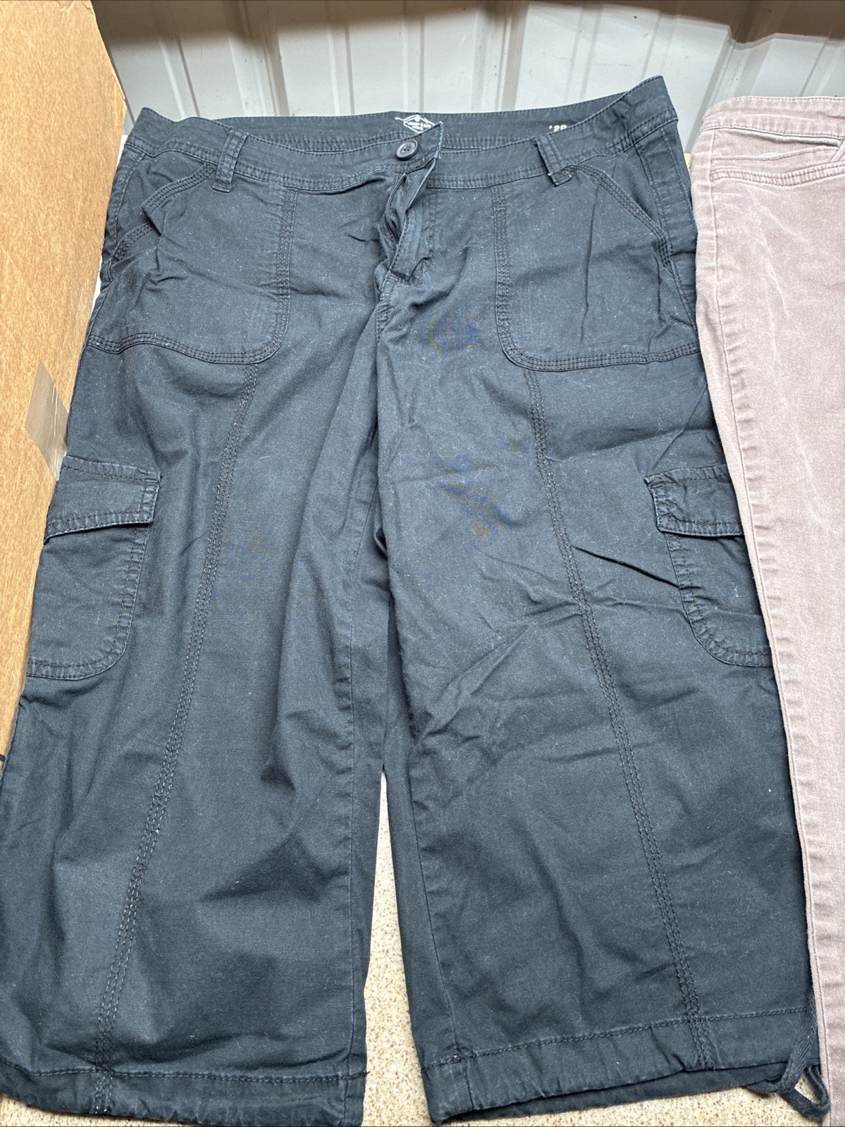 Lot 3 Capris Pants Gloria Vanderbilt 12 St John’s Bay 12p Relativity 12 Petite