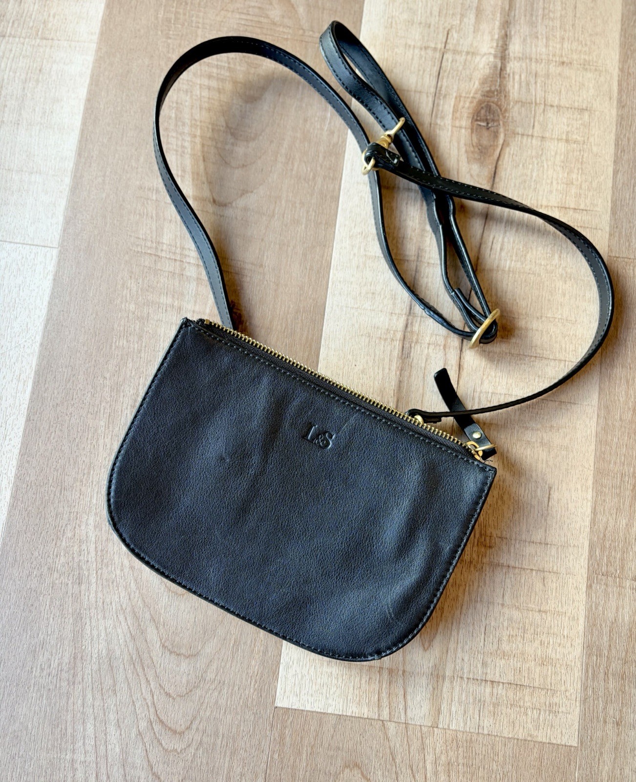 Lo & Sons The Waverley 2 Black Saffiano Leather Crossbody Belt Bag Gold Hardware