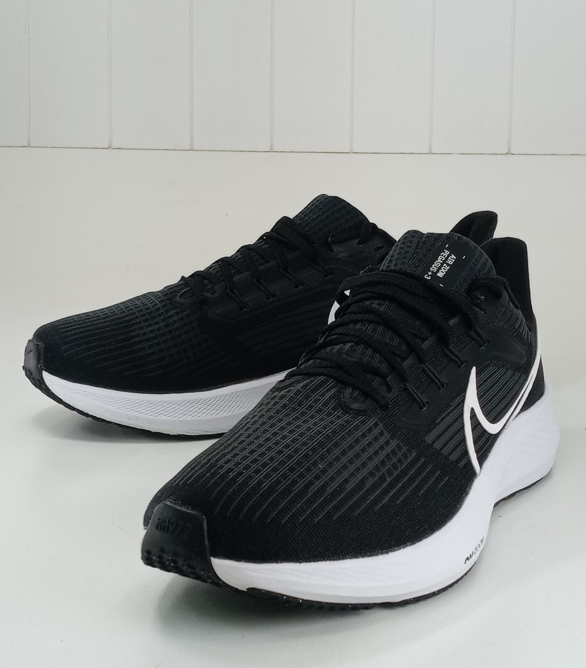 Nike Air Zoom Pegasus 39 Men Black White Running Shoe Sneaker DH4071-001 Sz 10.5