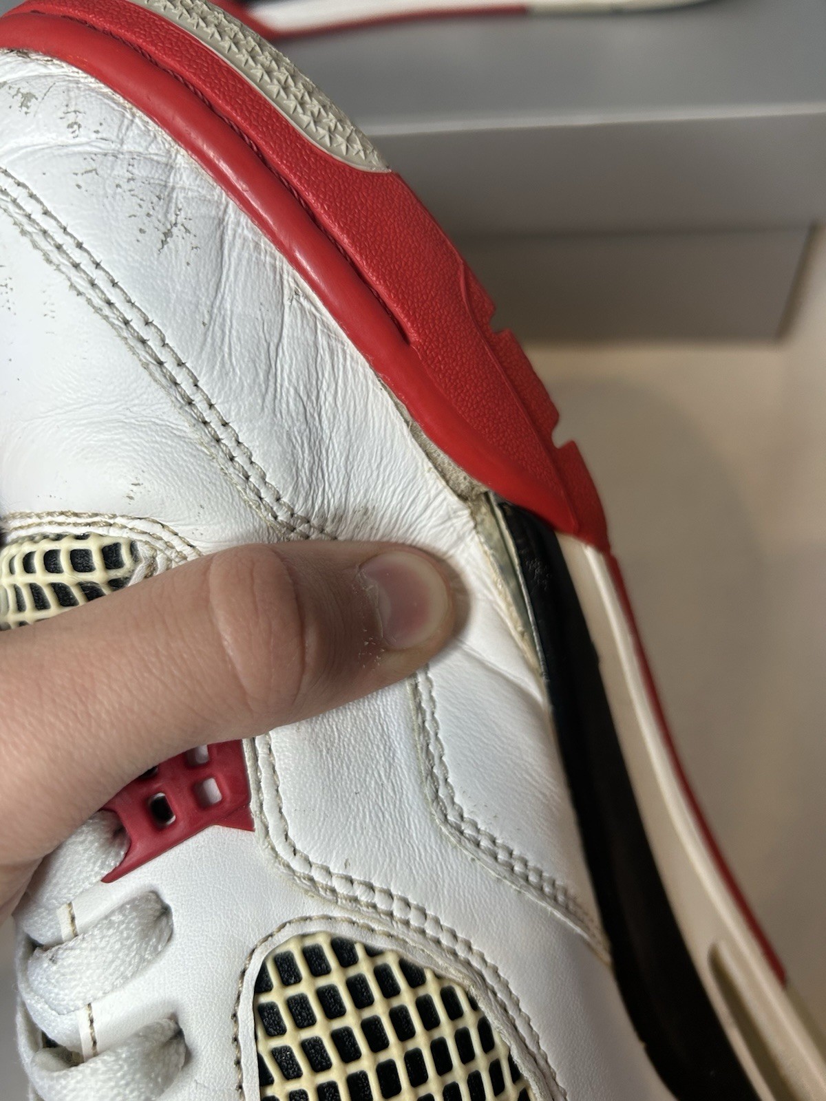 Size 11 – Jordan 4 Retro Fire Red