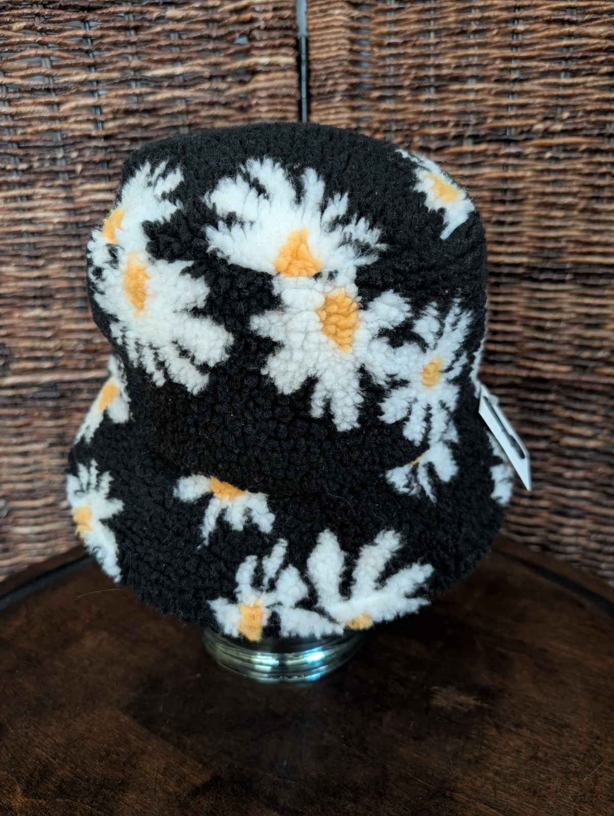 NWT Y2K Sherpa Fleece Daisy Bucket Hat Womens OS Floral 90s Fairy Grunge Hip Hop