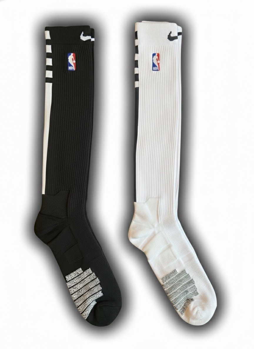 Nike NBA Authentics -Elite Knee High Crew Basketball Socks Men 8-12 White