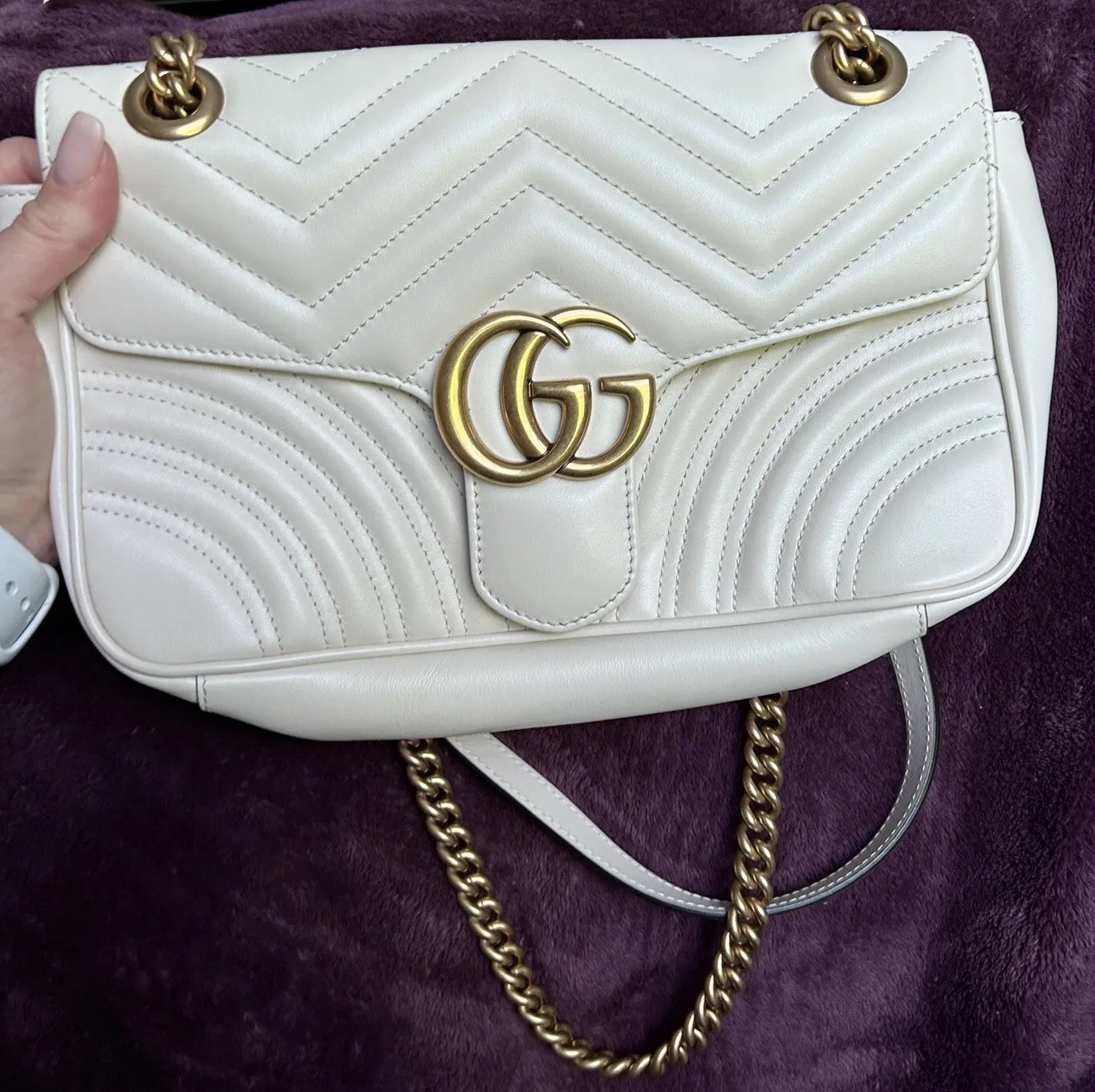 Authentic Gucci GG Marmont Small Shoulder Bag White Matelassé Leather worn twice