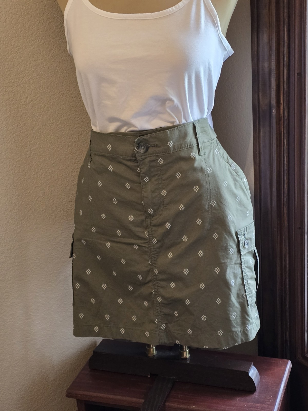 Lee Women’s Skort Skirt Regular Fit, Green Size 10