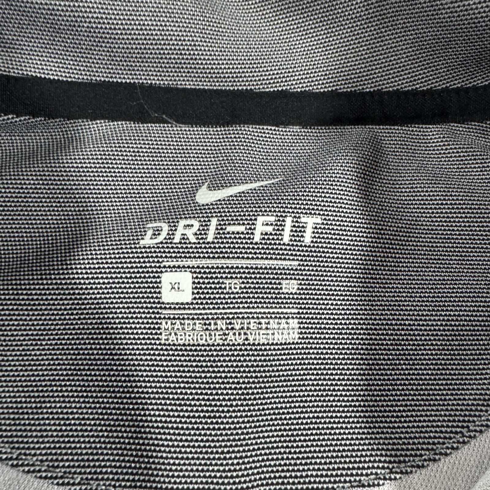 Nike Victory Polo Shirt Mens XL Gray Dri-FIT Golf Performance Tech AQ8601