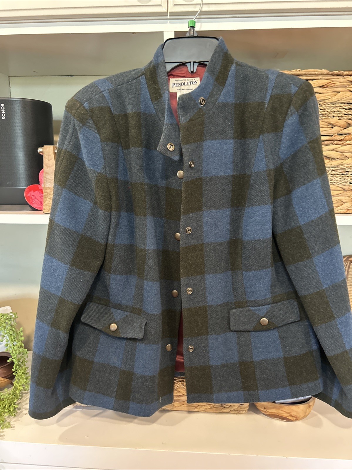 Vintage 90s Pendleton Wool Plaid Jacket Size Medium Blue Black M Women’s Snap