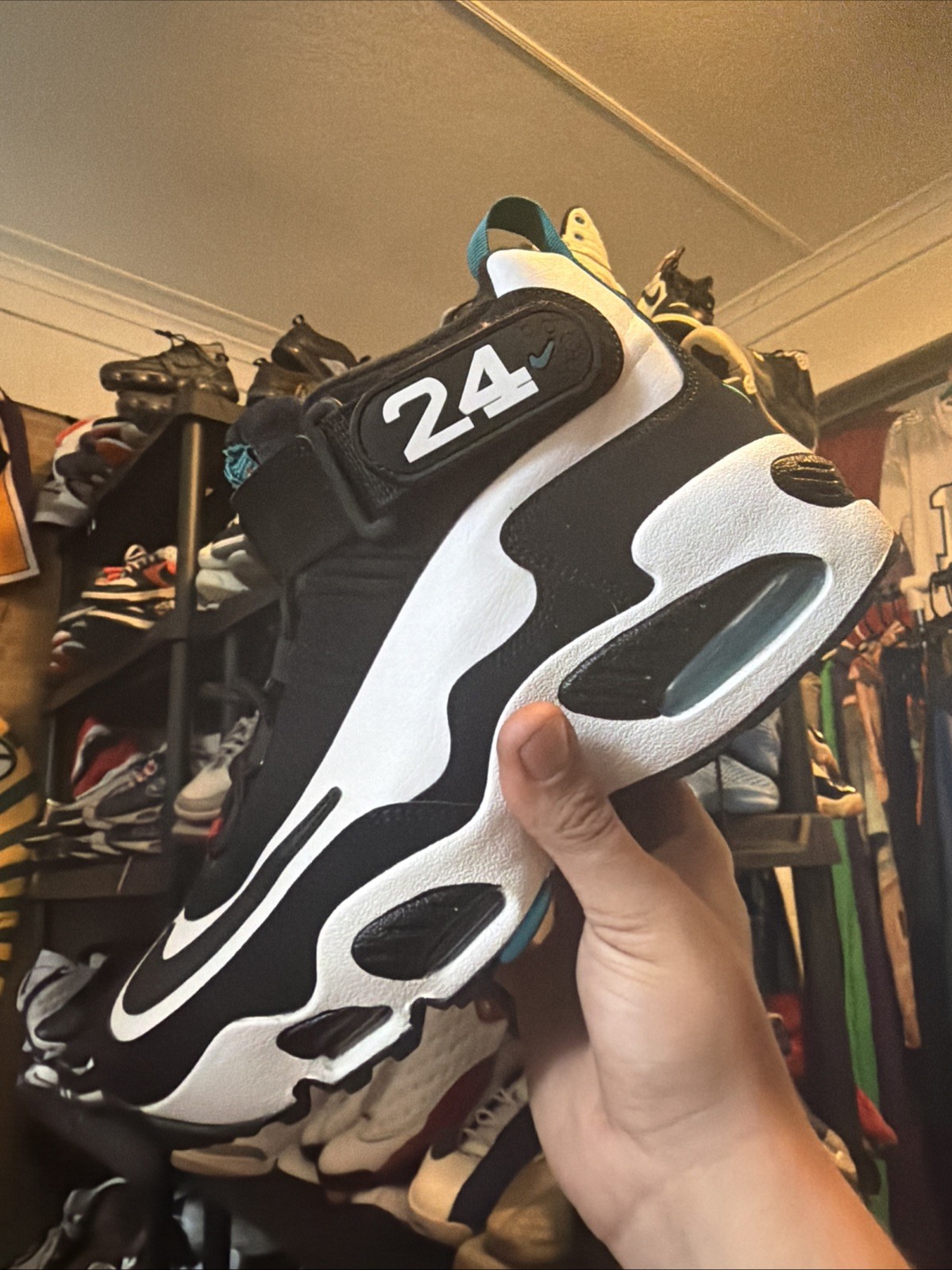 DD8558-100 Men’s 8.5 Nike Air Griffey Max 1 “Freshwater” White/Black-Fresh Water