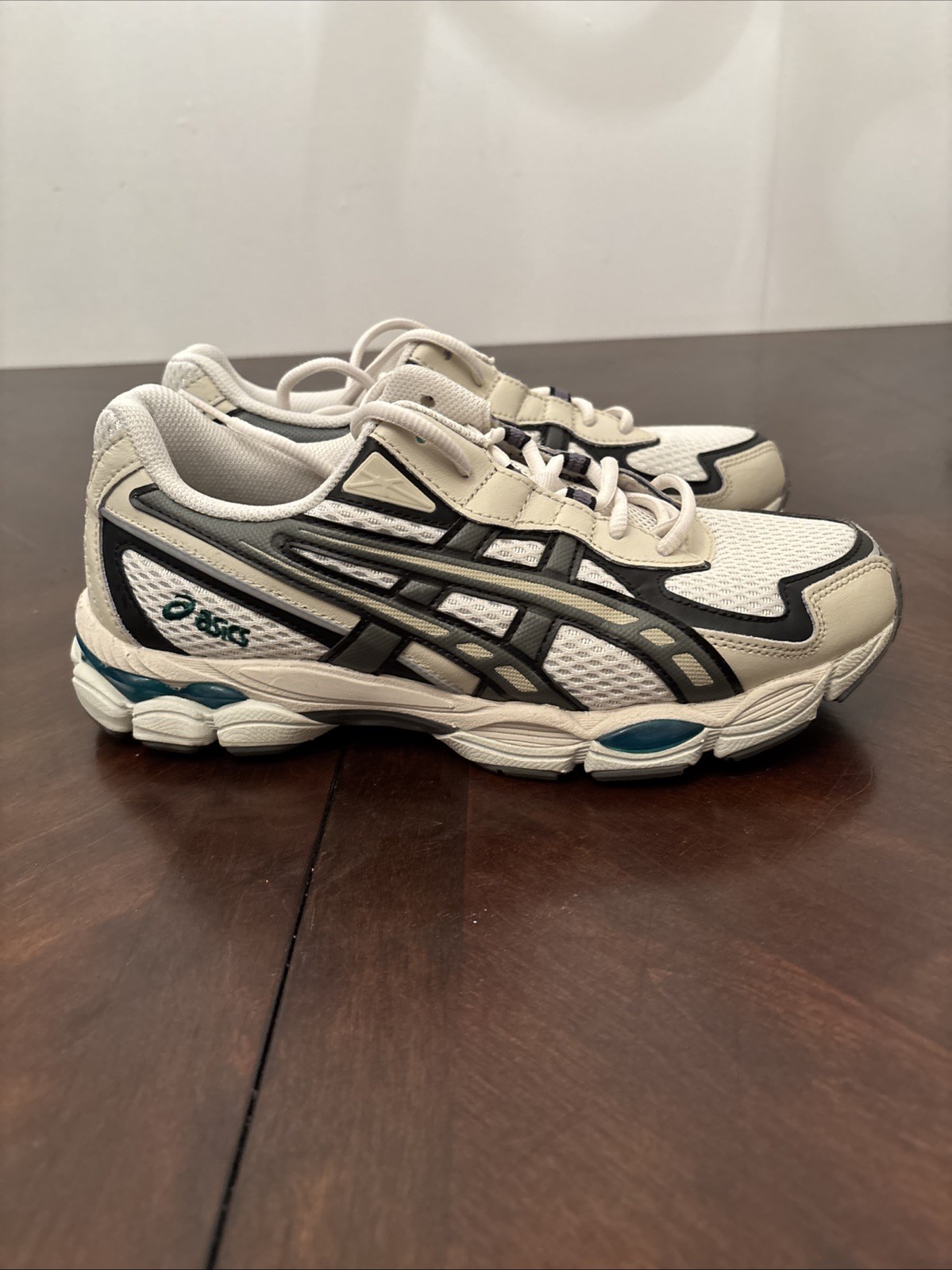 Asics Gel-NYC 2055 “Pale Oak Truffle Grey”.