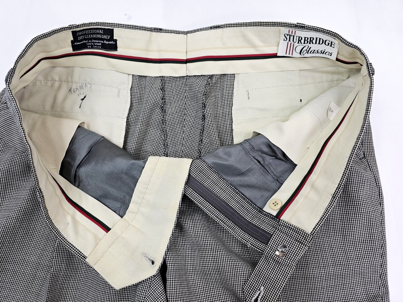 Sturbridge Classics Worsted Wool 2 Pc Suit Jacket 42R Pants 38R x 31 Houndstooth