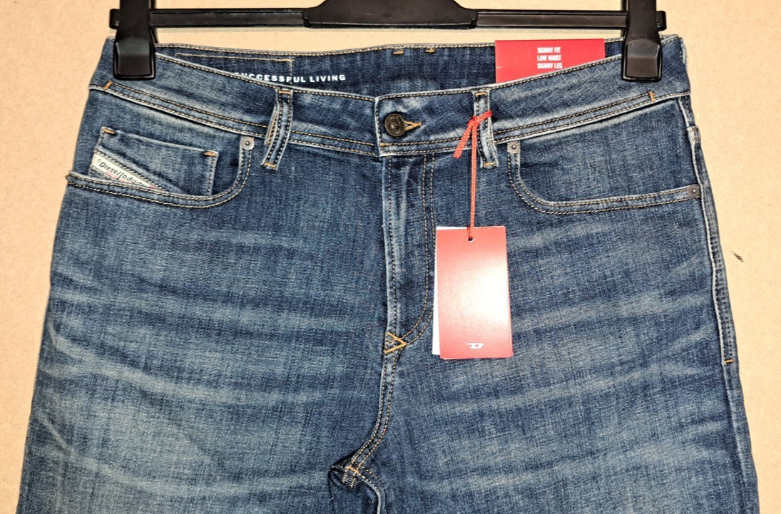 New Diesel 1979 Sleenker Skinny Stretch Blue Denim Jeans RRP £200