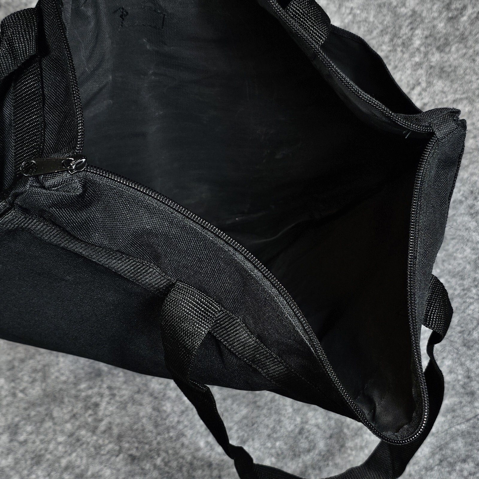 St. Maarten N.A. Beach Black Embroidered Tote Bag Zipper Closure Sea Clam Ocean