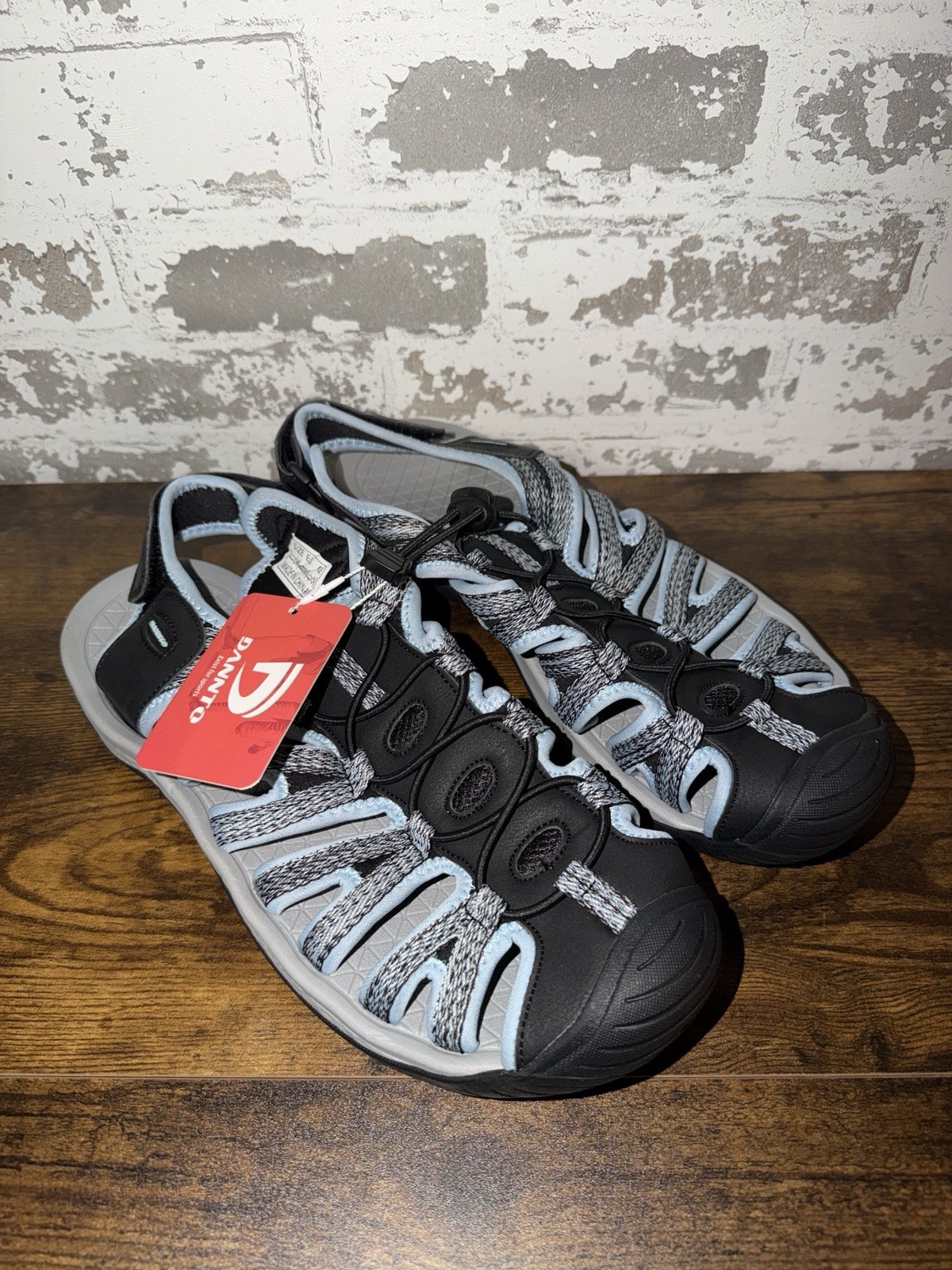 NWT! Dannto Hiking Sandals Closed Toe Design – Gray & Black Light Blue Size 11