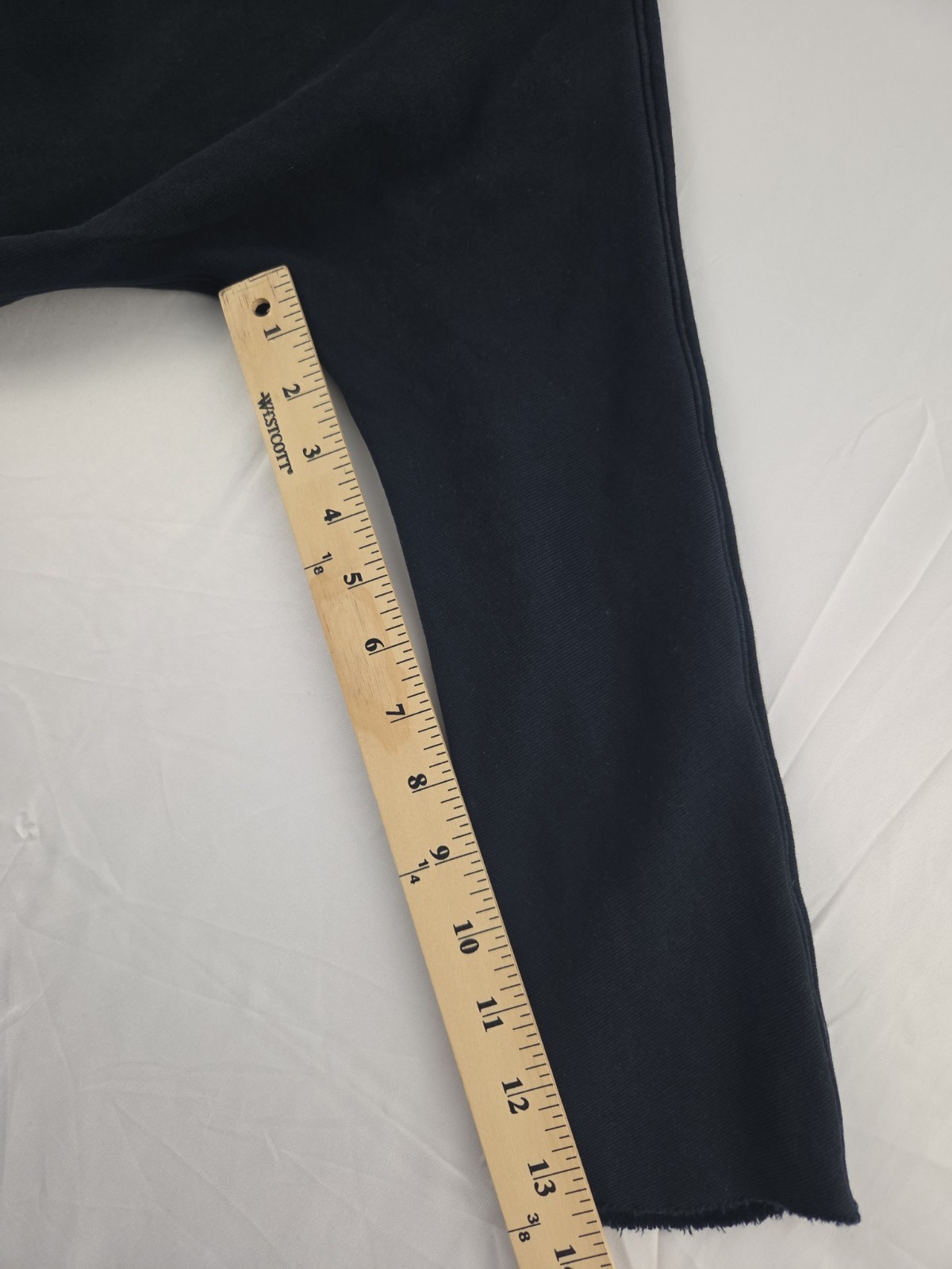Frank & Eileen Sweatshirt XL Black Effie Capalet Raw-Edge Wide Crewneck