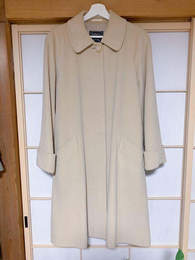 Burberrys angora gold button long coat beige