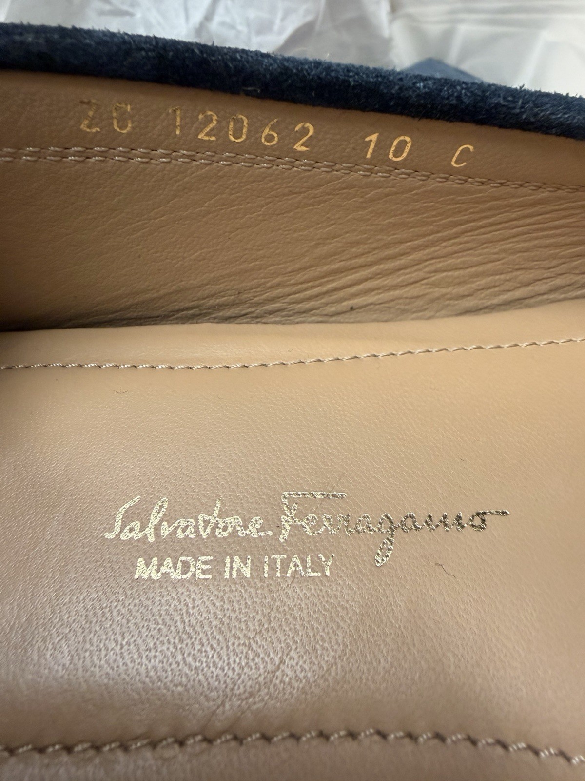Ferragamo Women Suede Berra Loafers Blue Size 10