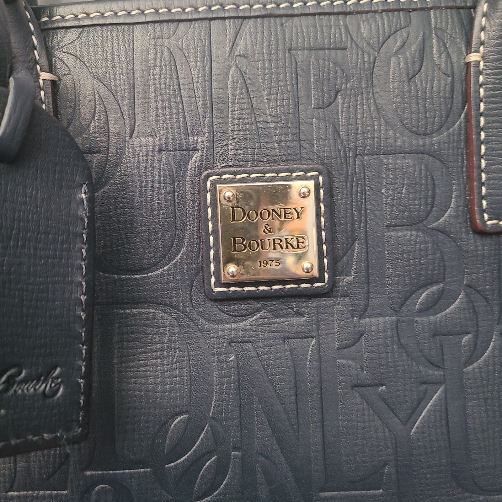 Dooney & Bourke EUC VTG Lexington Russell Black Leather Tote Embossed Pattern